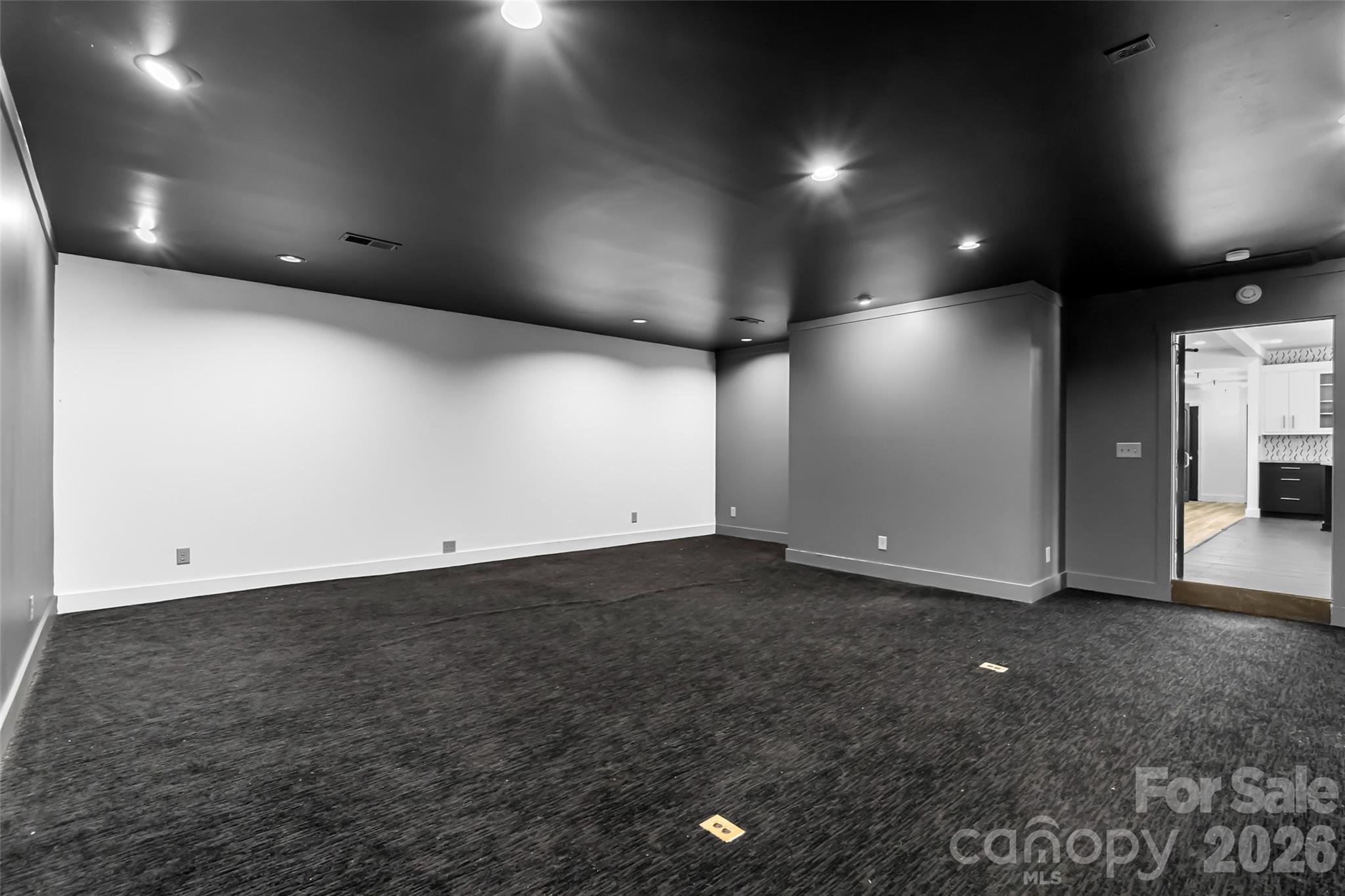 2248 Willie Usher Road — Lancaster