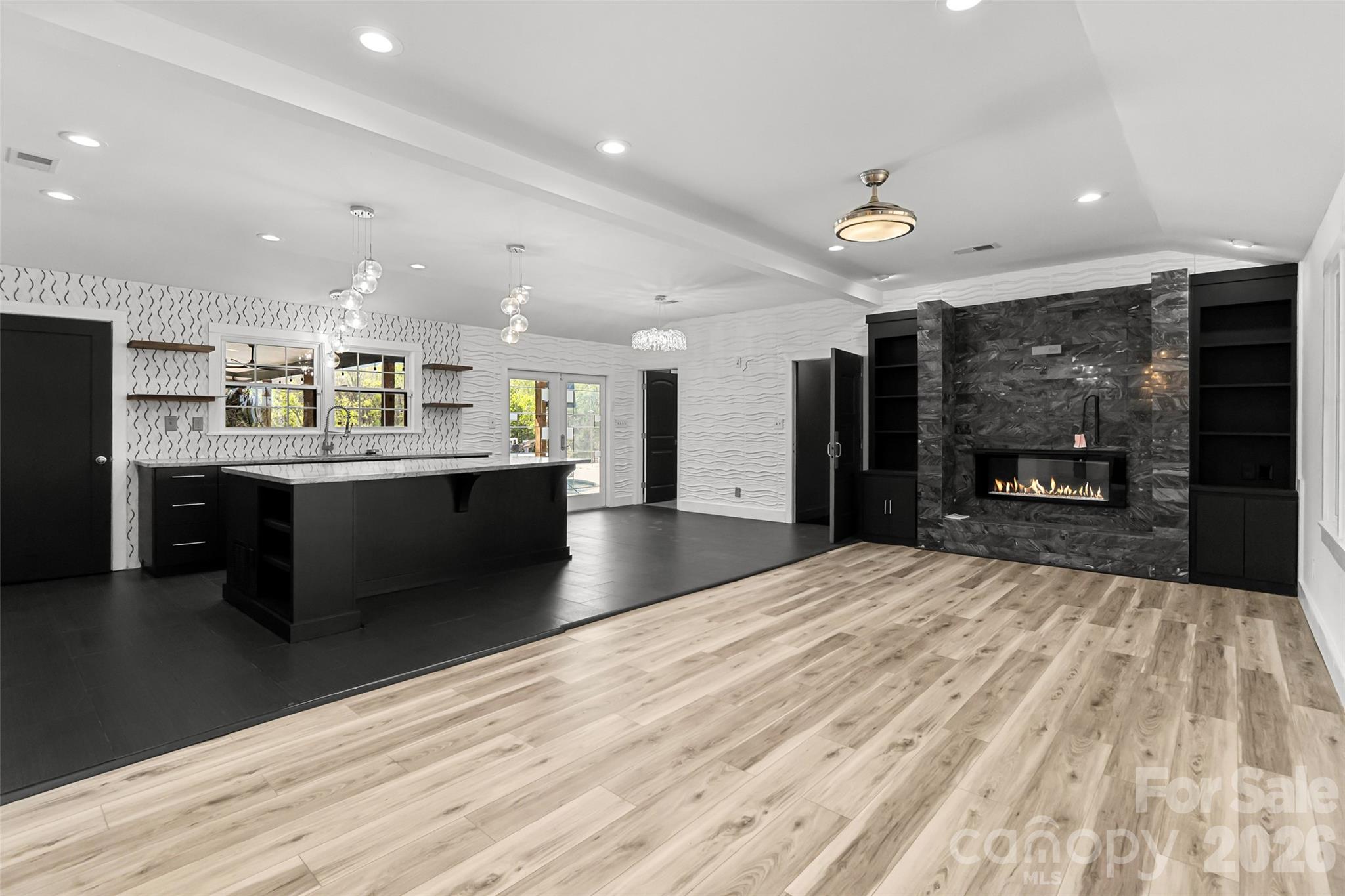 2248 Willie Usher Road — Lancaster