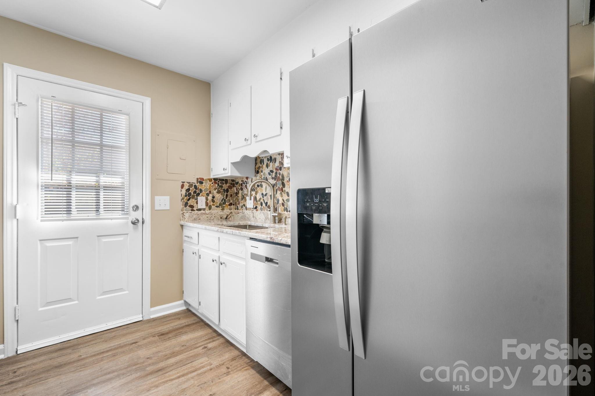 525 12th Street SW #30 — Hickory