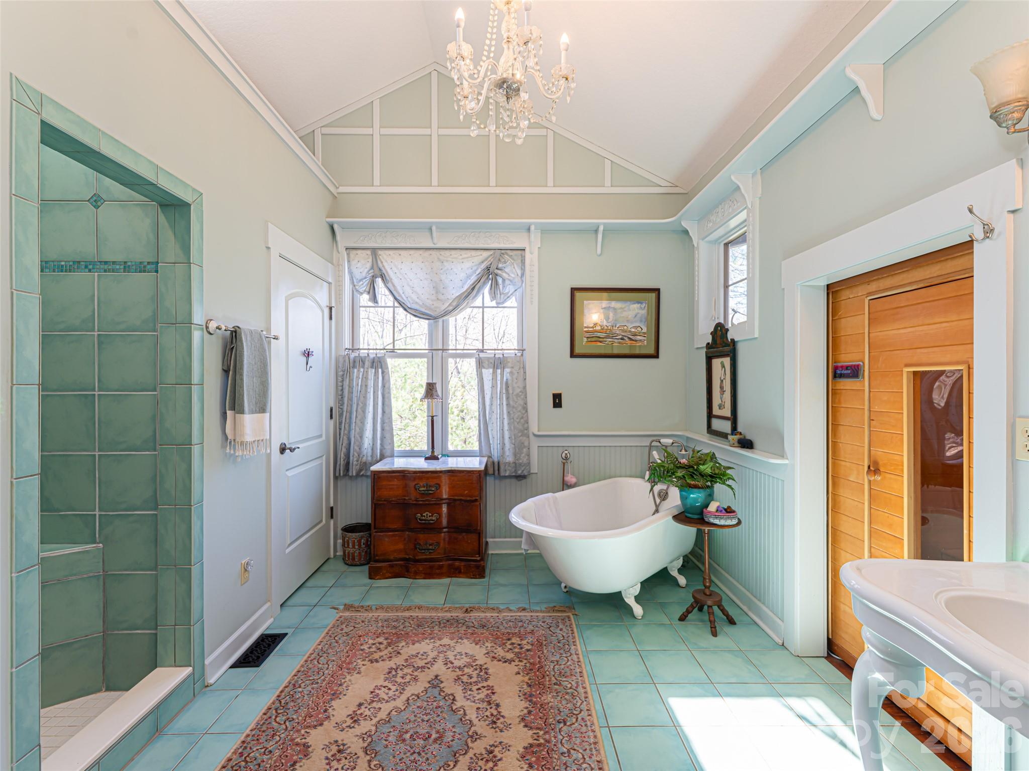 39 Oak Hollow Drive #23 — Asheville