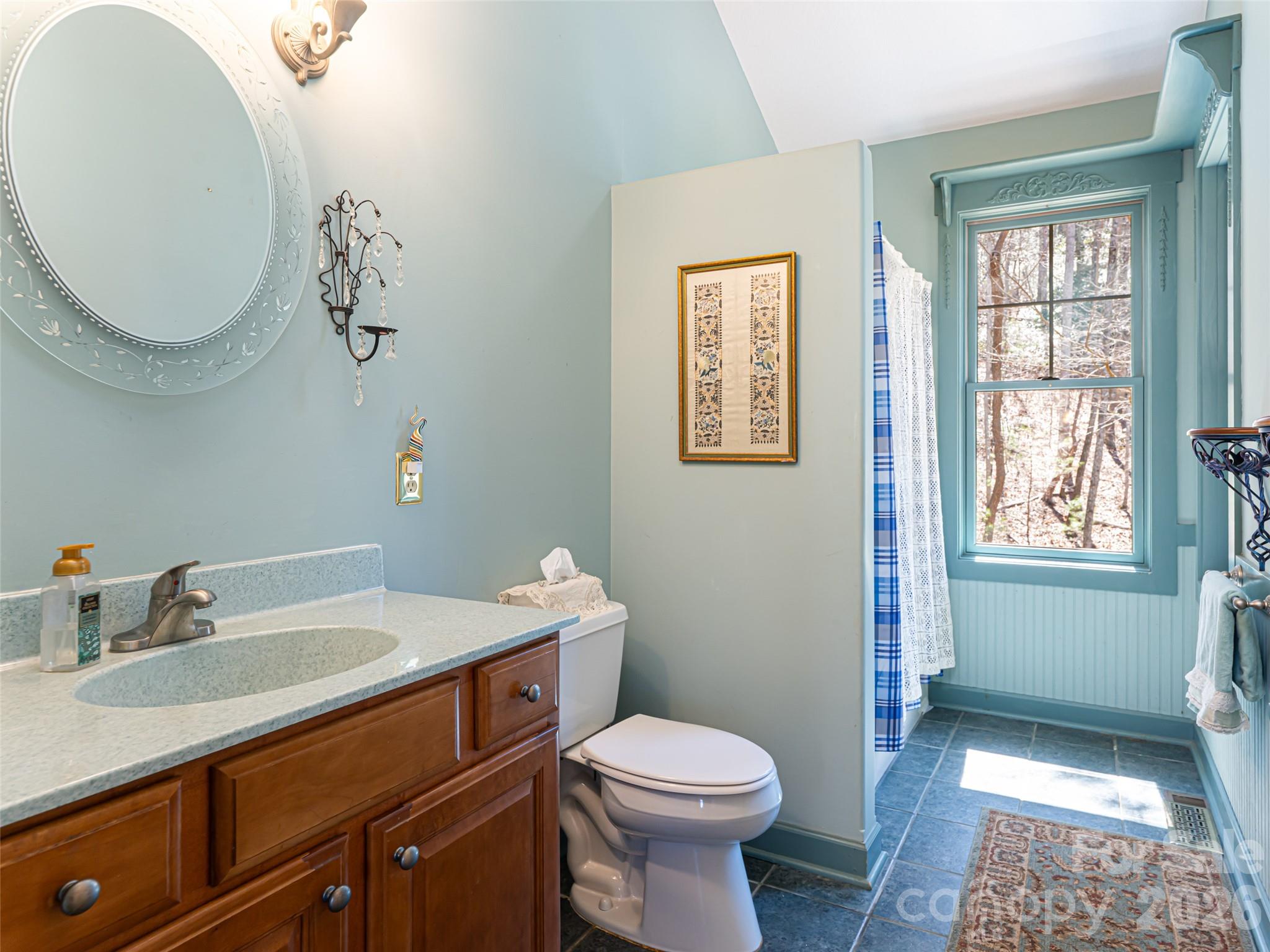 39 Oak Hollow Drive #23 — Asheville