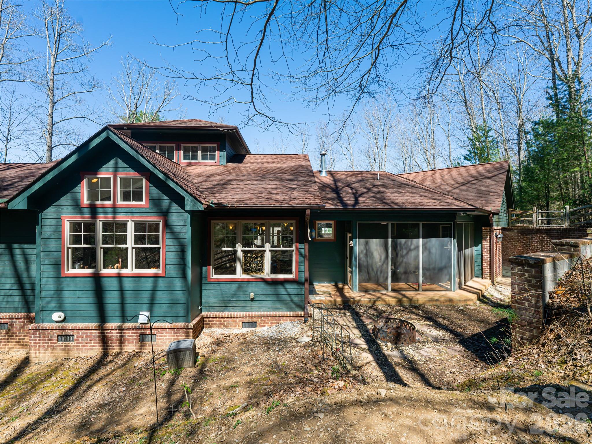 39 Oak Hollow Drive #23 — Asheville