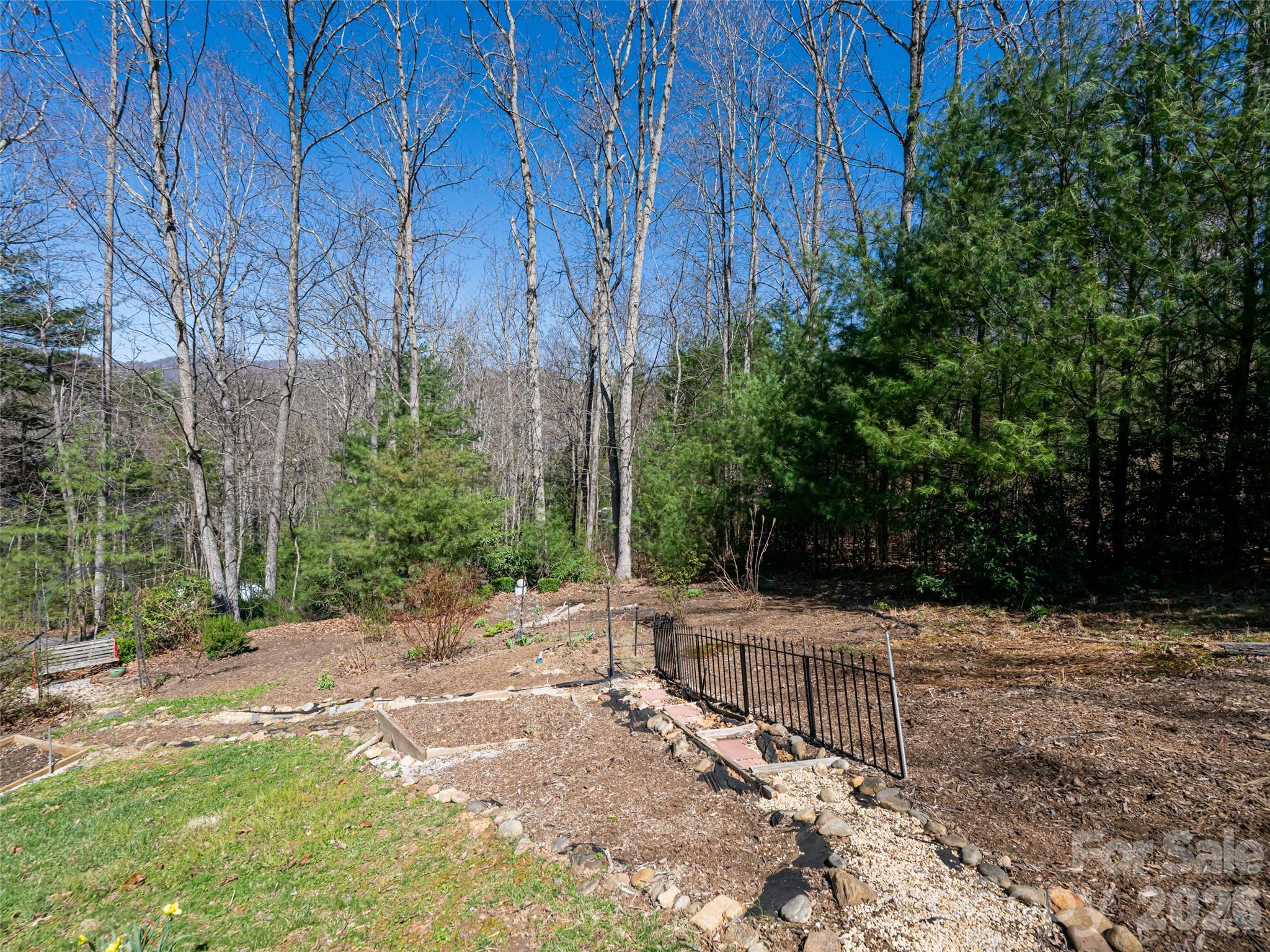 39 Oak Hollow Drive #23 — Asheville