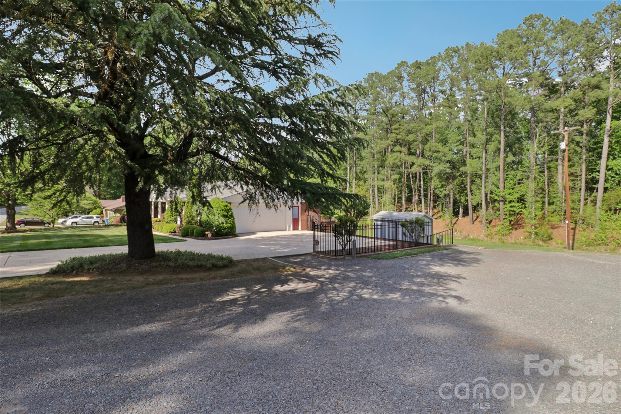 1002 Ridge Street — Albemarle