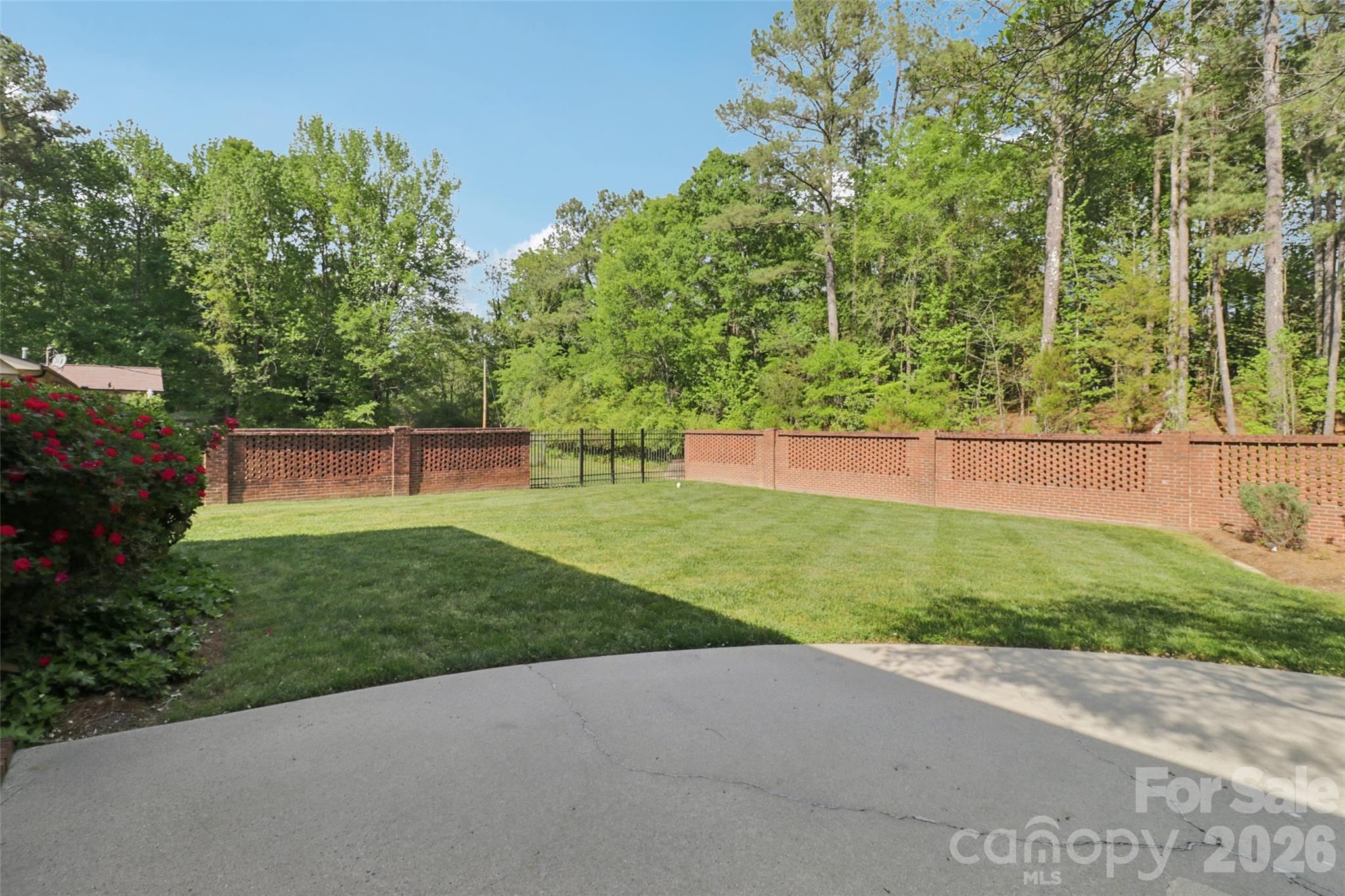1002 Ridge Street — Albemarle