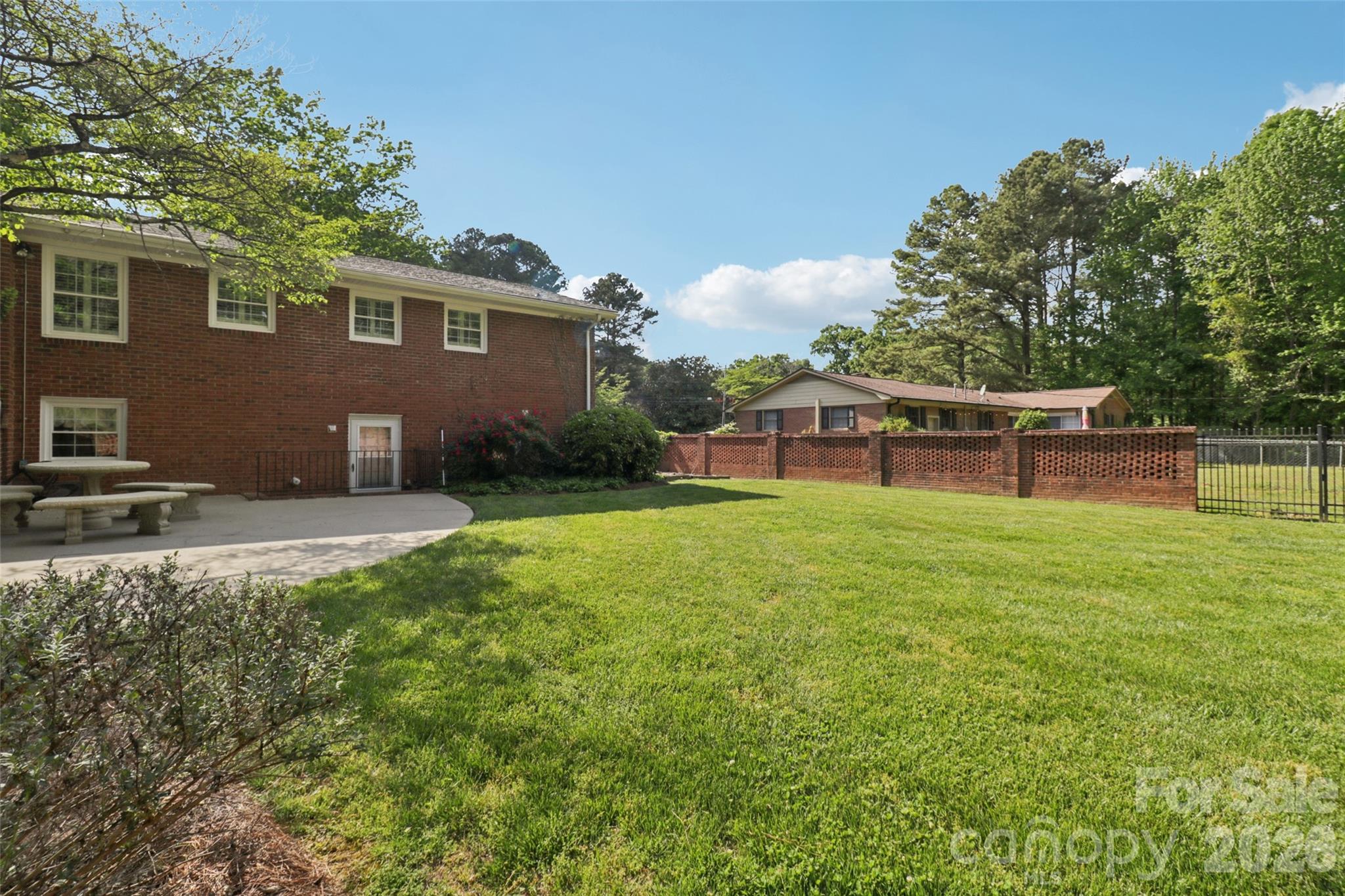 1002 Ridge Street — Albemarle