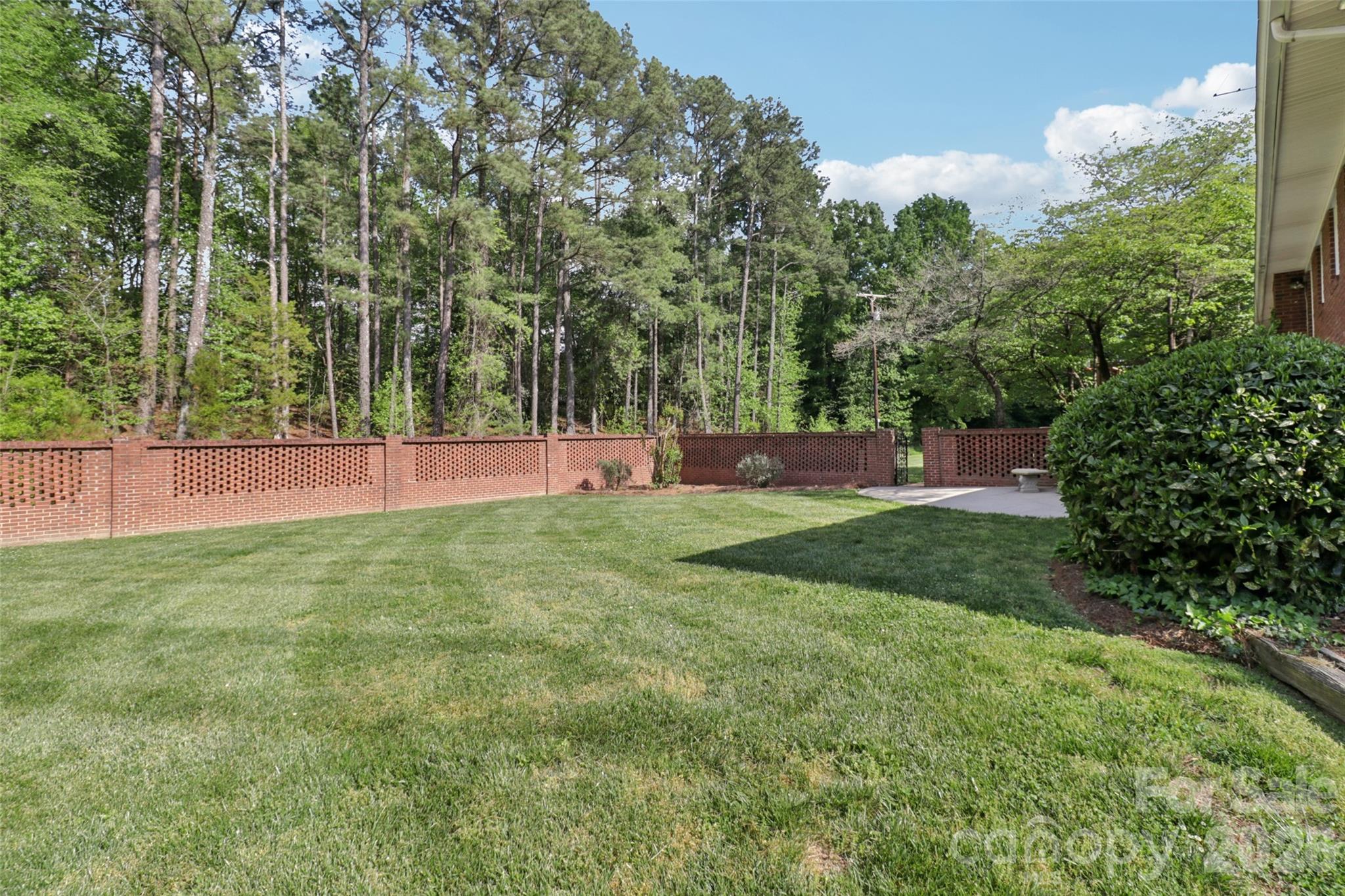 1002 Ridge Street — Albemarle