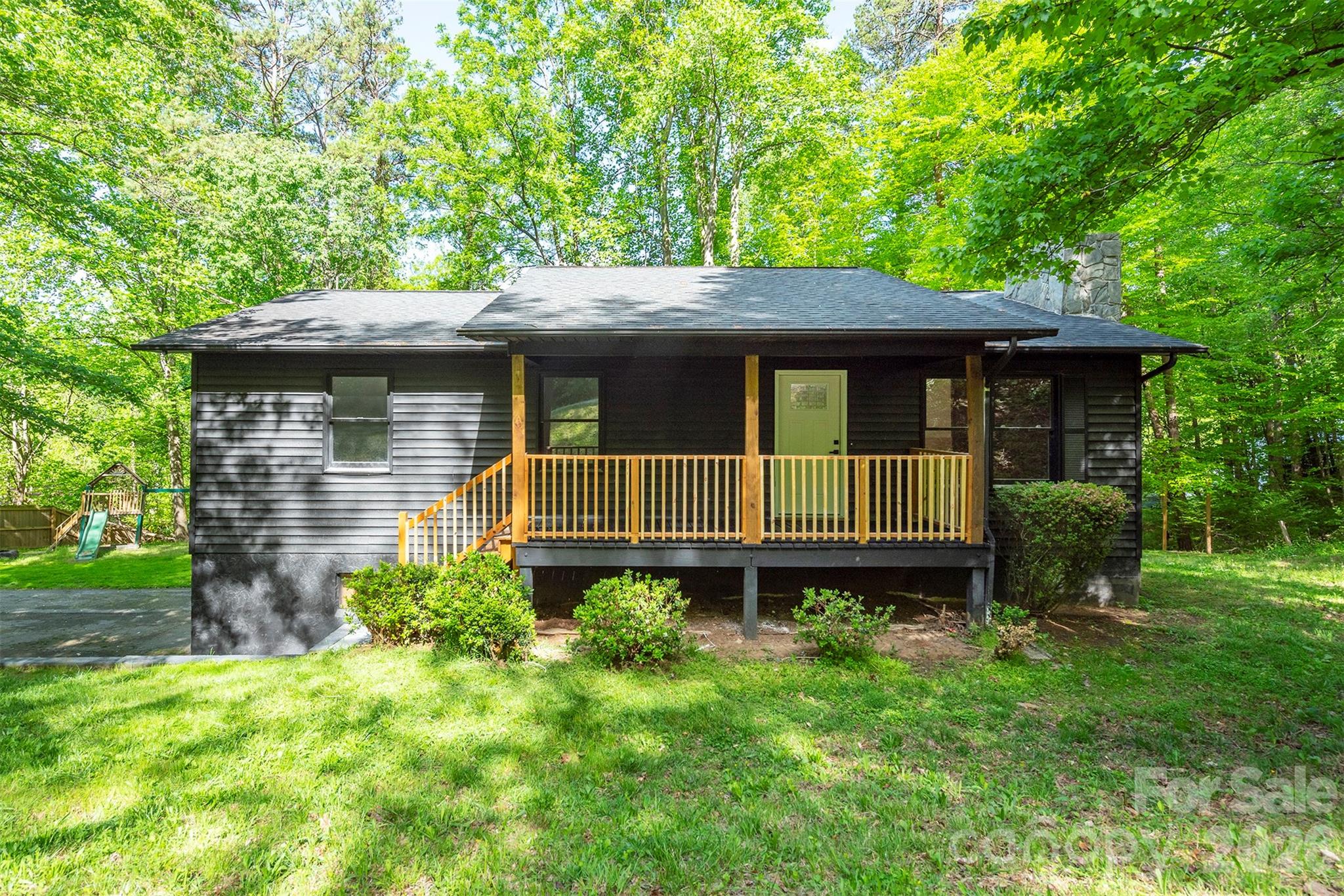4 Smokey Mountain Drive — Swannanoa