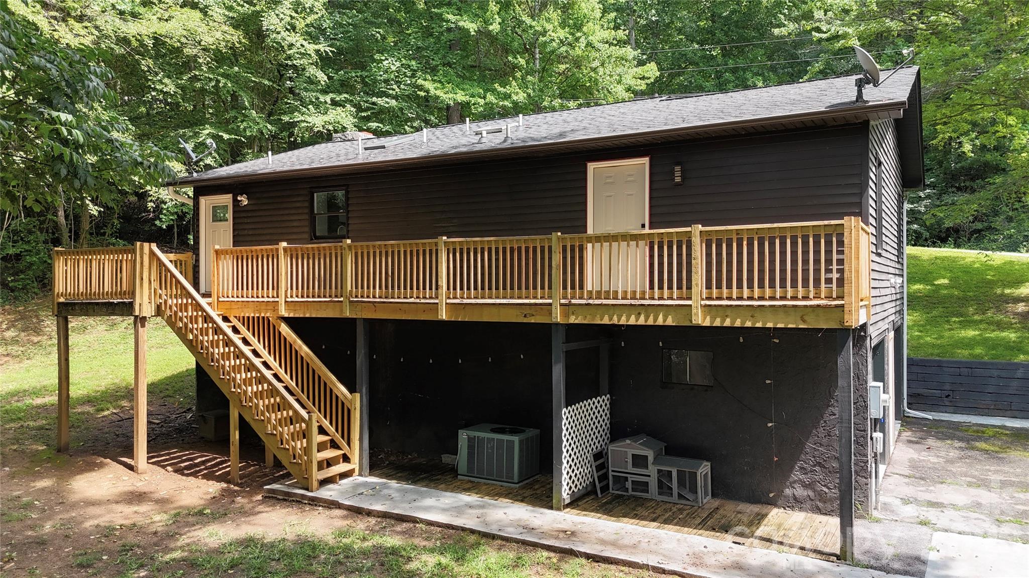 4 Smokey Mountain Drive — Swannanoa