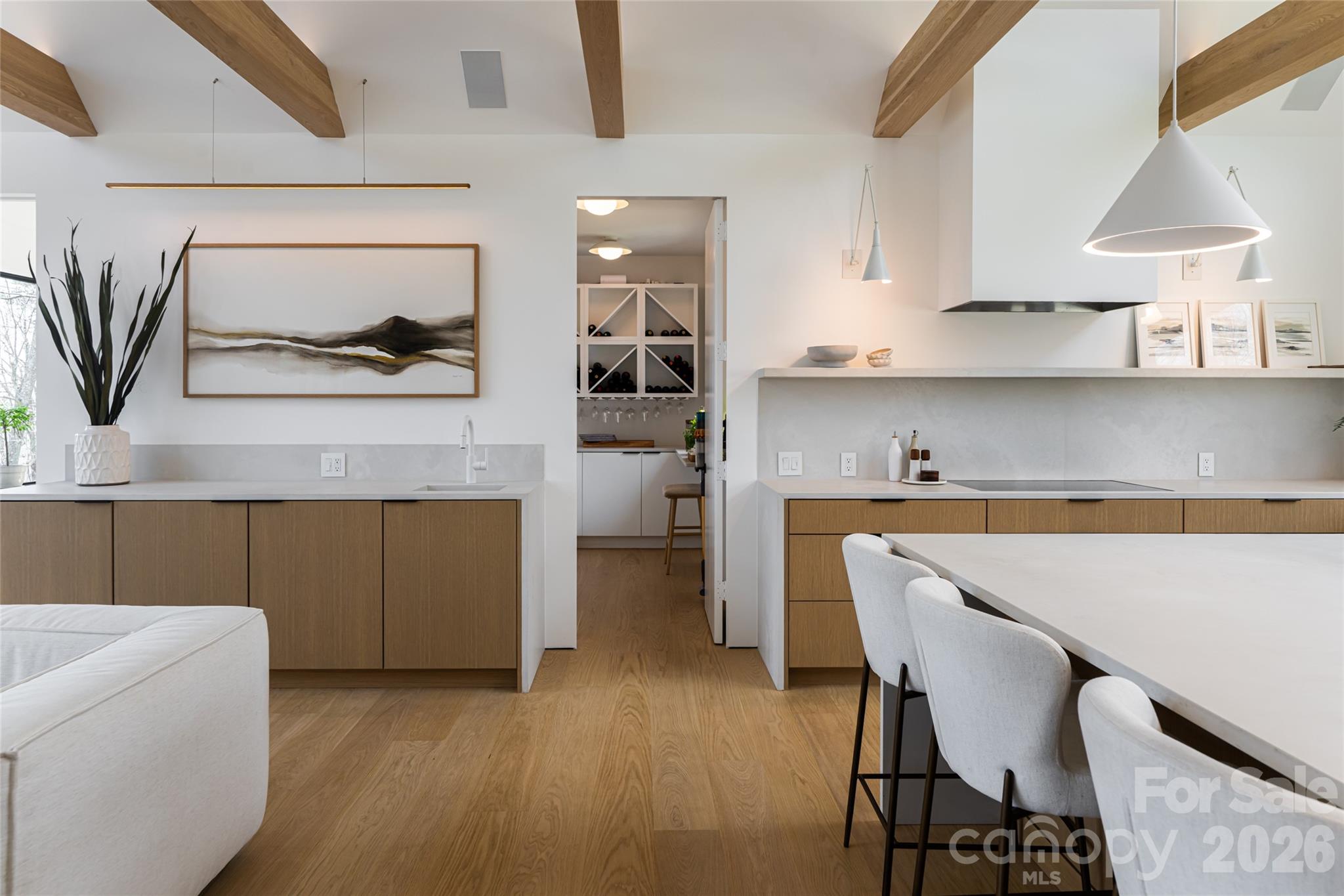 86 Rambling Ridge Road — Asheville