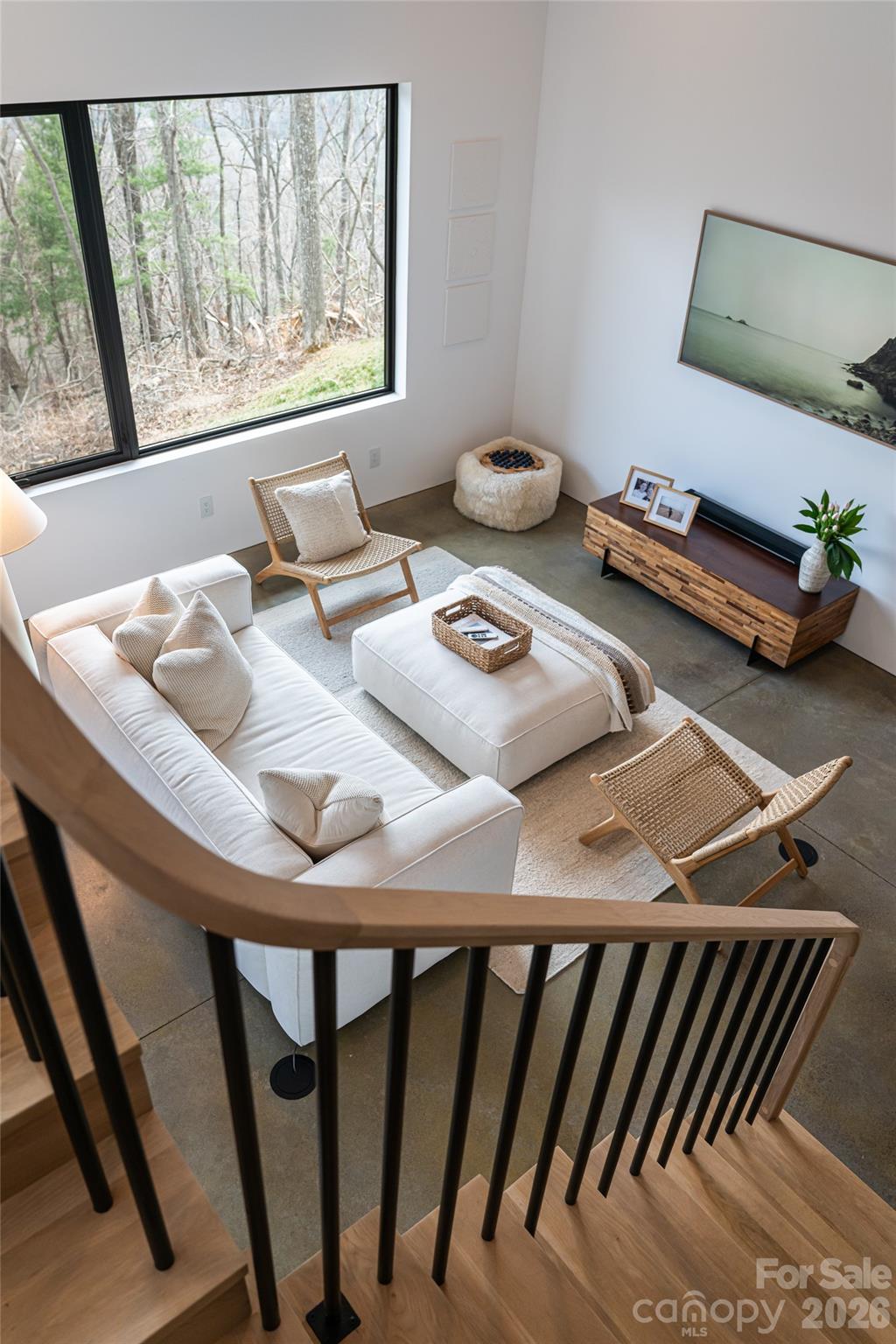 86 Rambling Ridge Road — Asheville