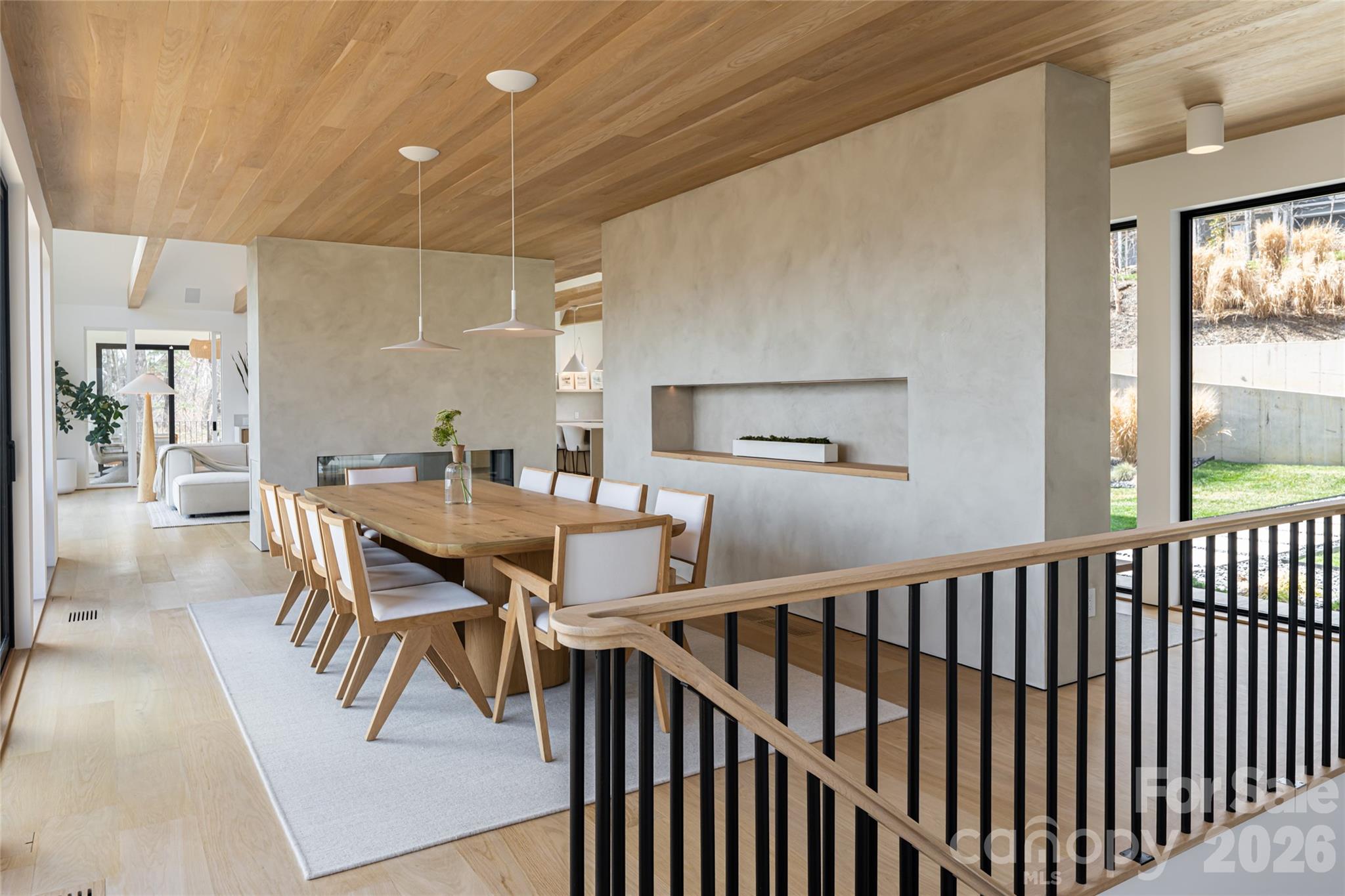 86 Rambling Ridge Road — Asheville