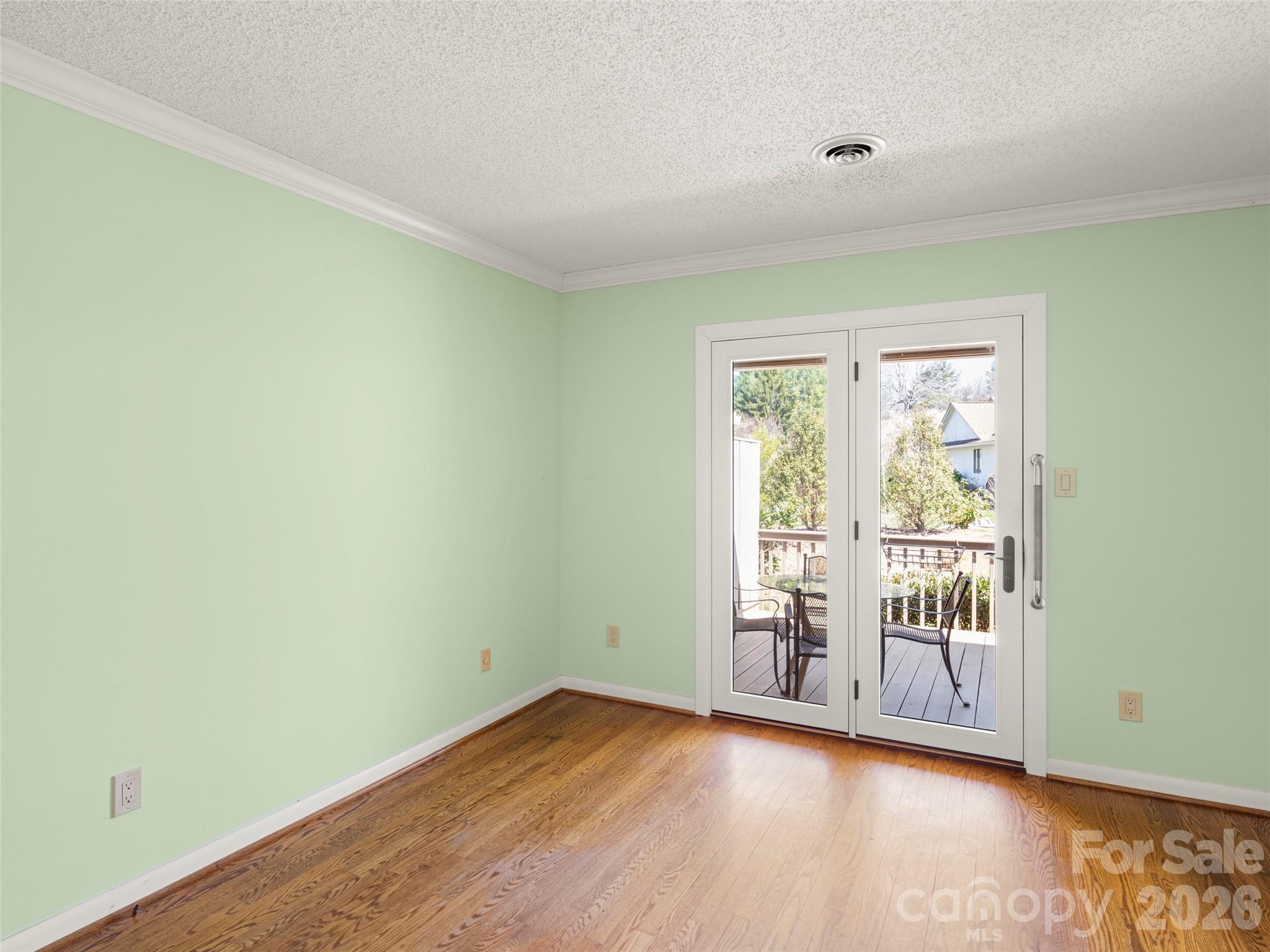 110 Clubwood Court — Asheville