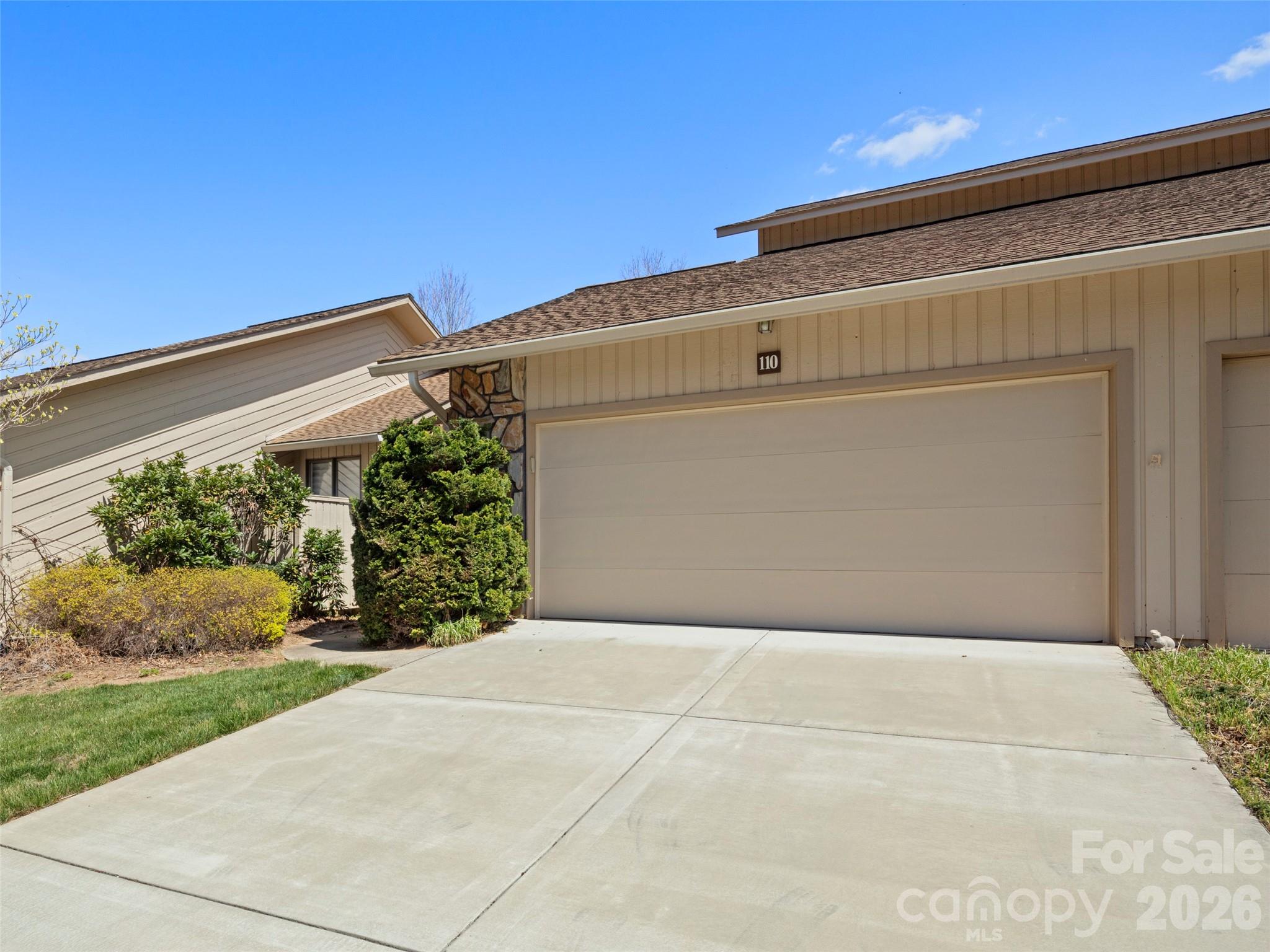 110 Clubwood Court — Asheville