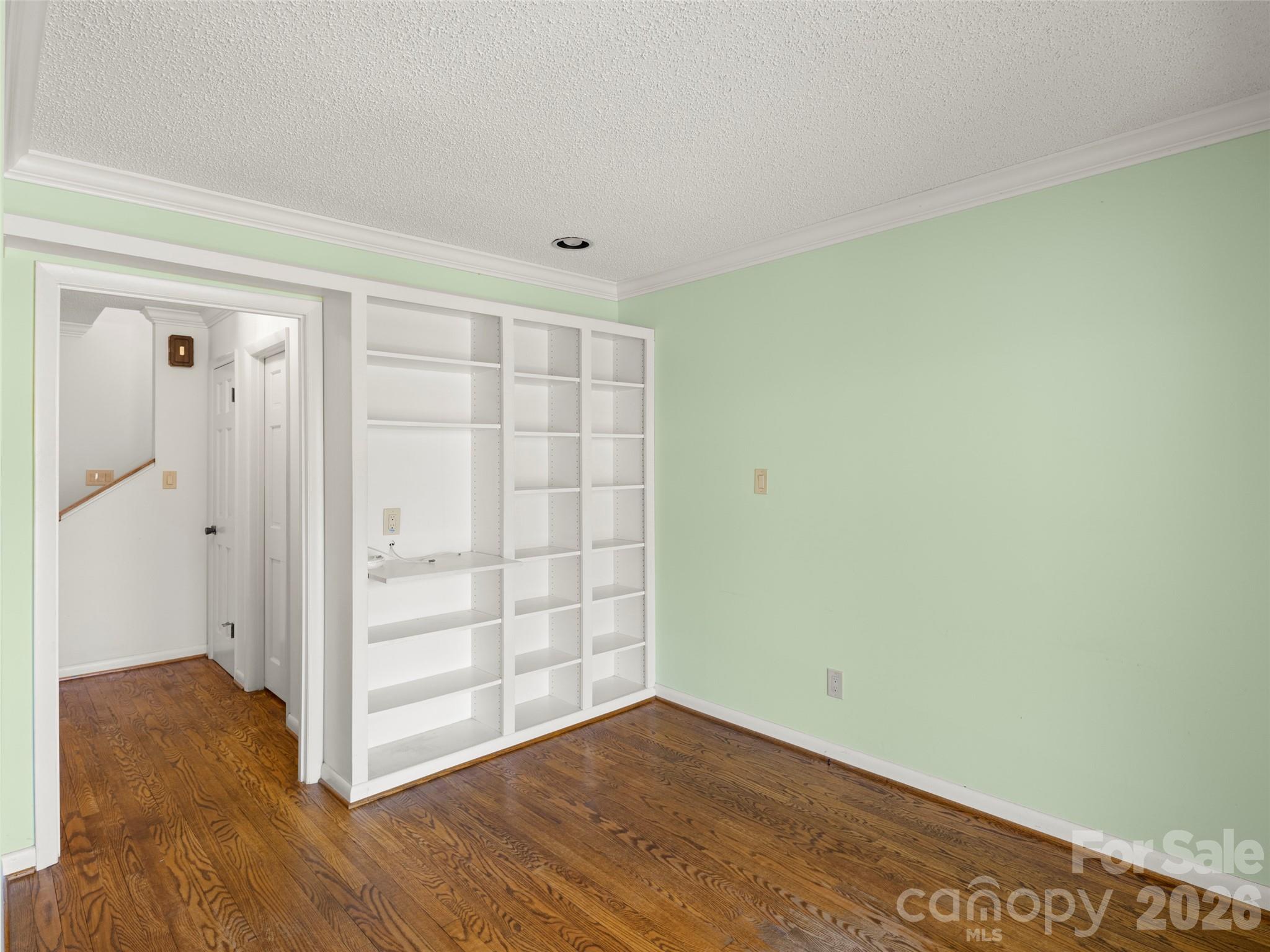 110 Clubwood Court — Asheville