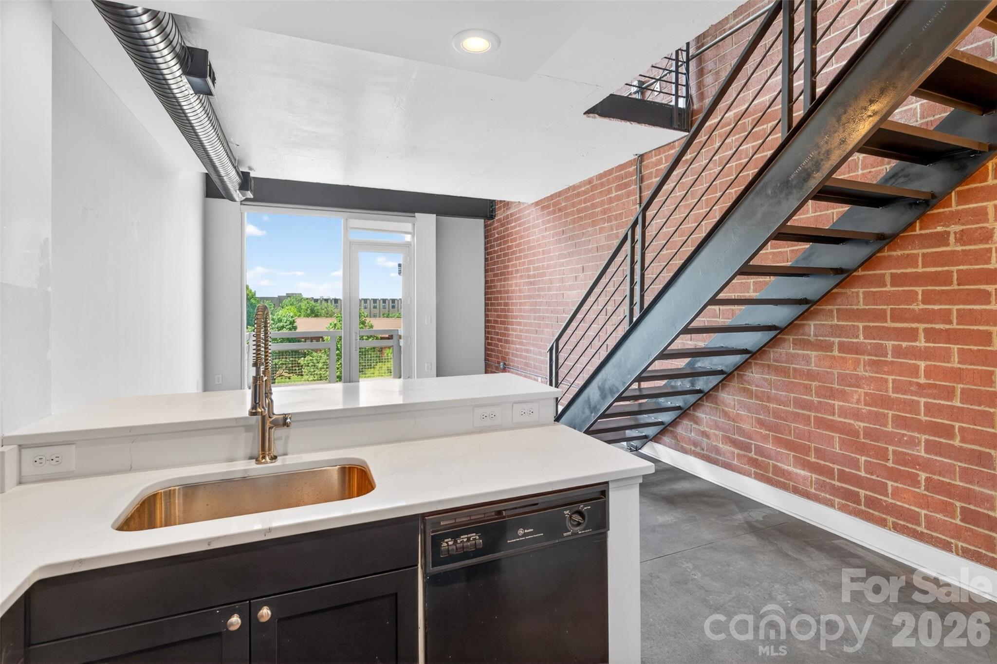 710 W Trade Street #505 — Charlotte