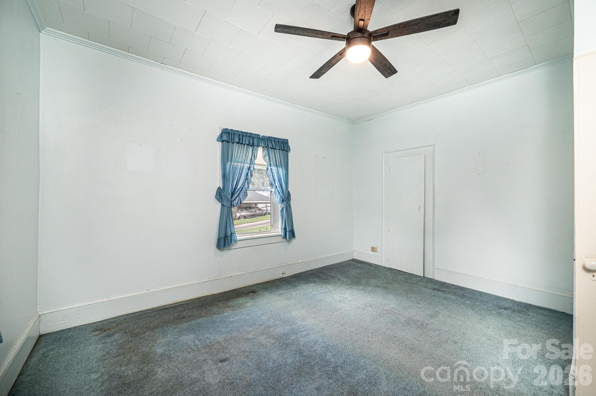 335 Harmon Street — Forest City