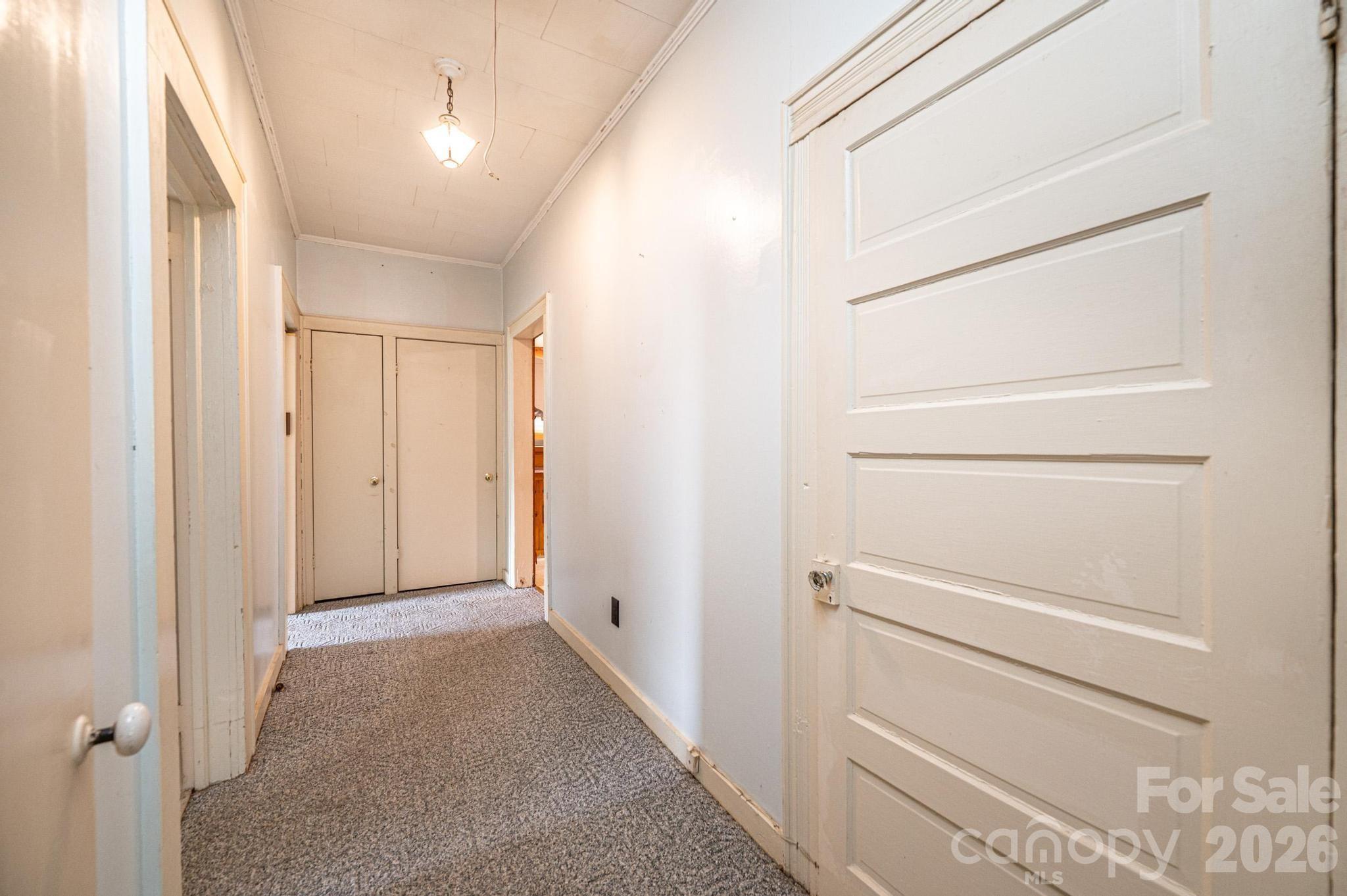 335 Harmon Street — Forest City
