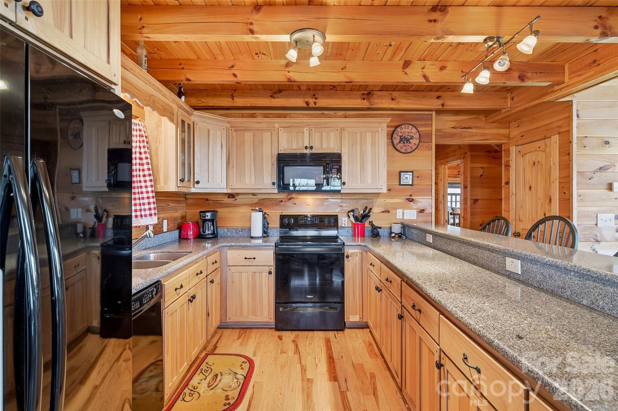 398 Waterfall Drive — Marion