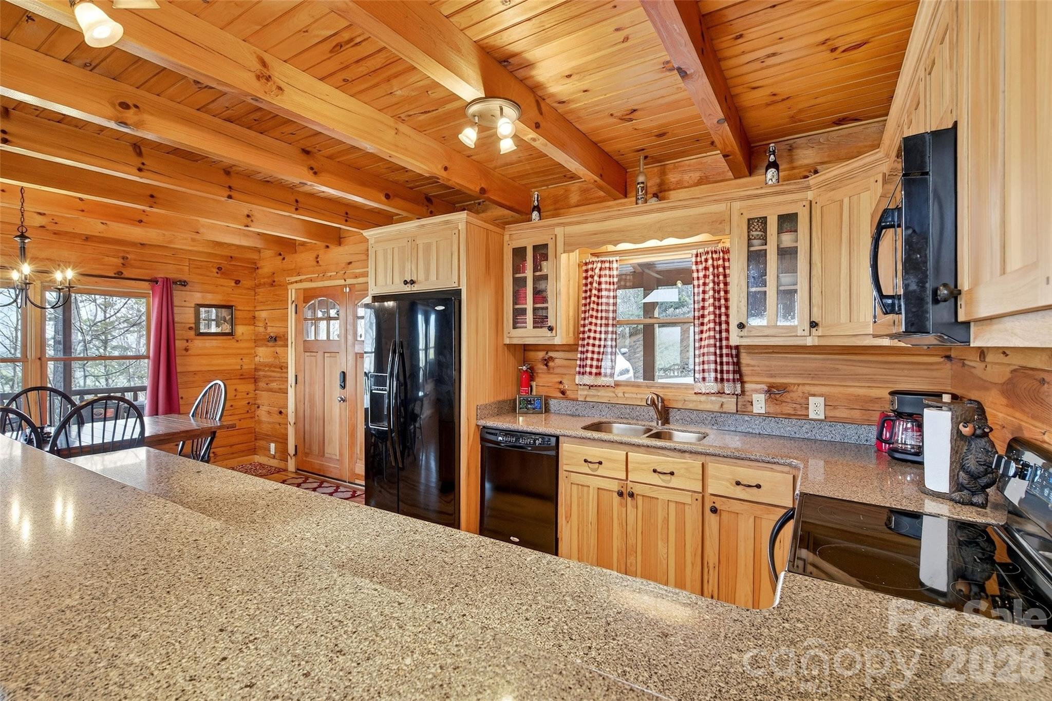 398 Waterfall Drive — Marion