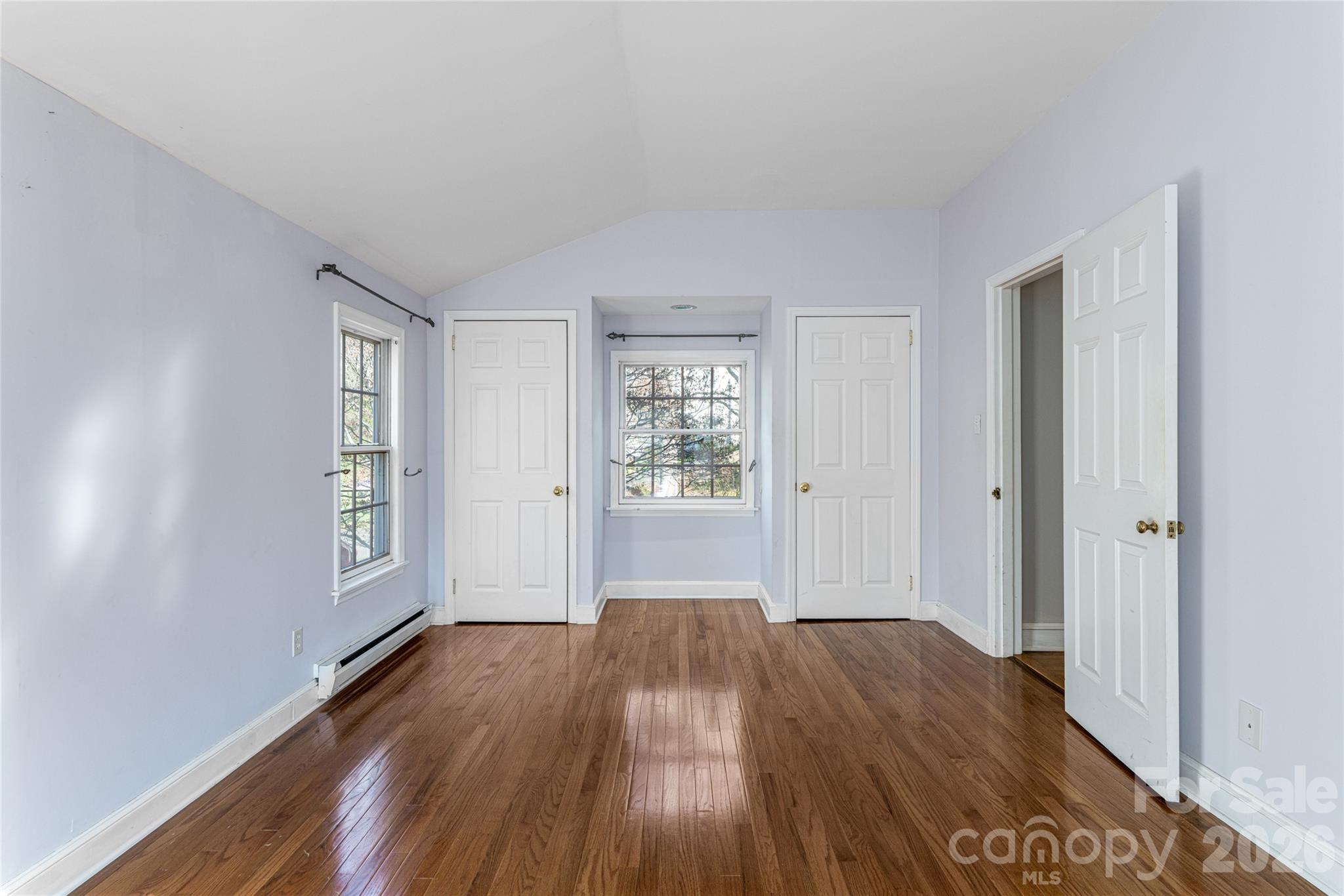25 Blackwood Road — Asheville