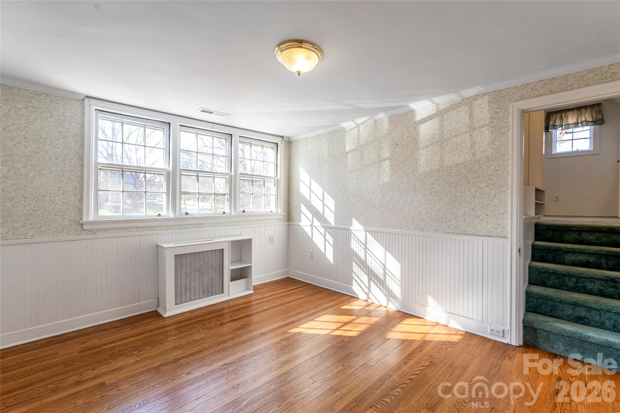 25 Blackwood Road — Asheville
