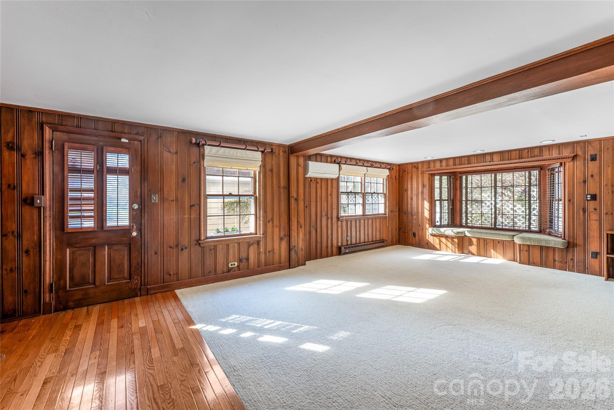 25 Blackwood Road — Asheville