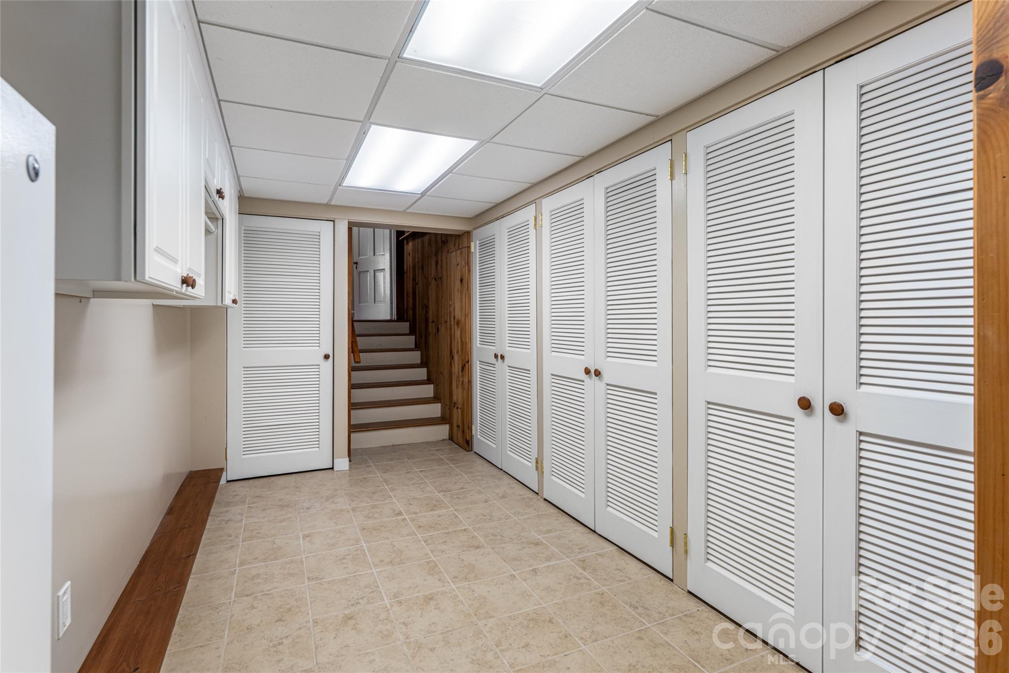 25 Blackwood Road — Asheville