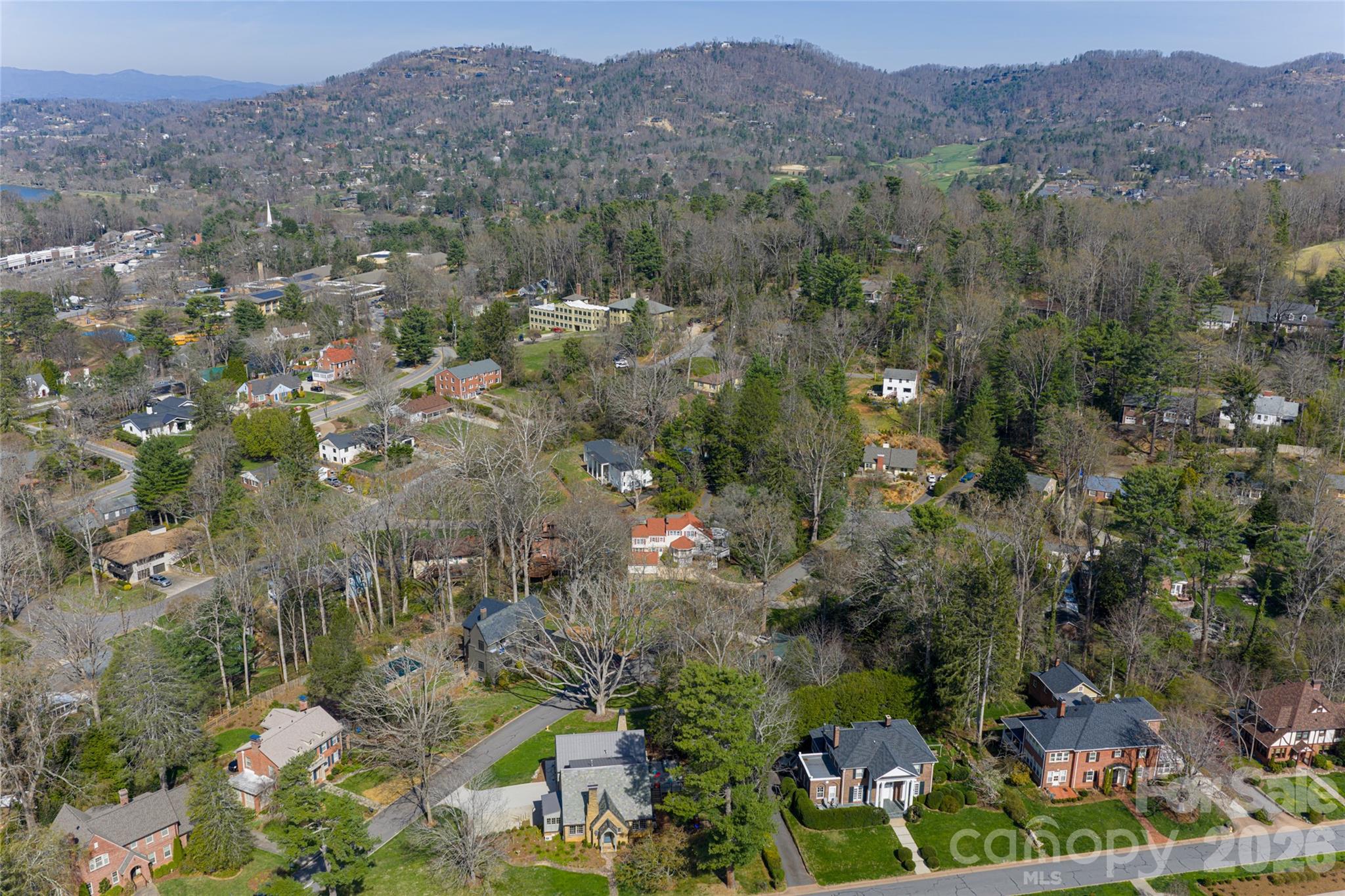 25 Blackwood Road — Asheville