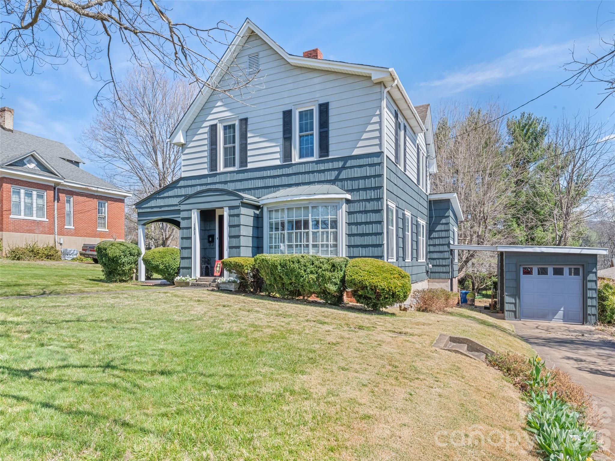 151 Hampton Heights — Canton
