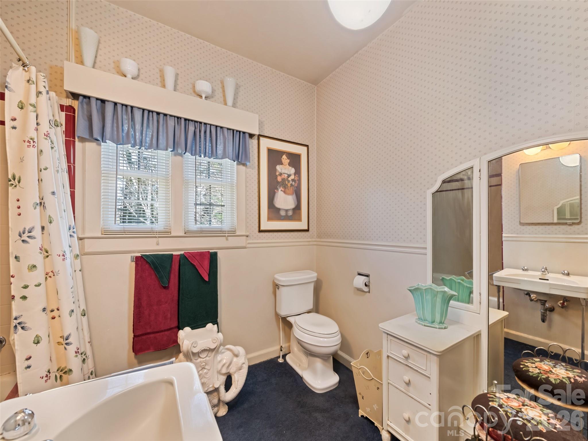 151 Hampton Heights — Canton