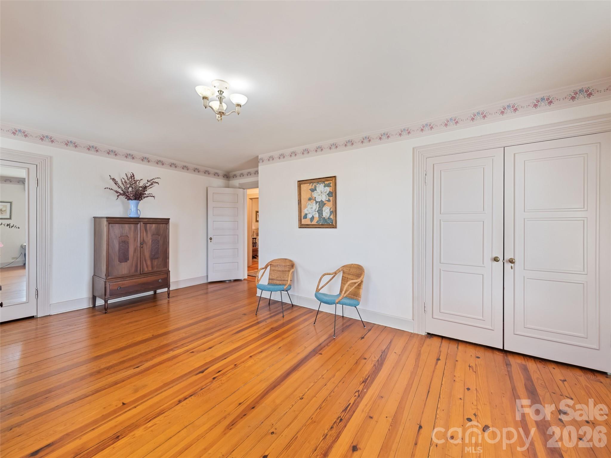 151 Hampton Heights — Canton