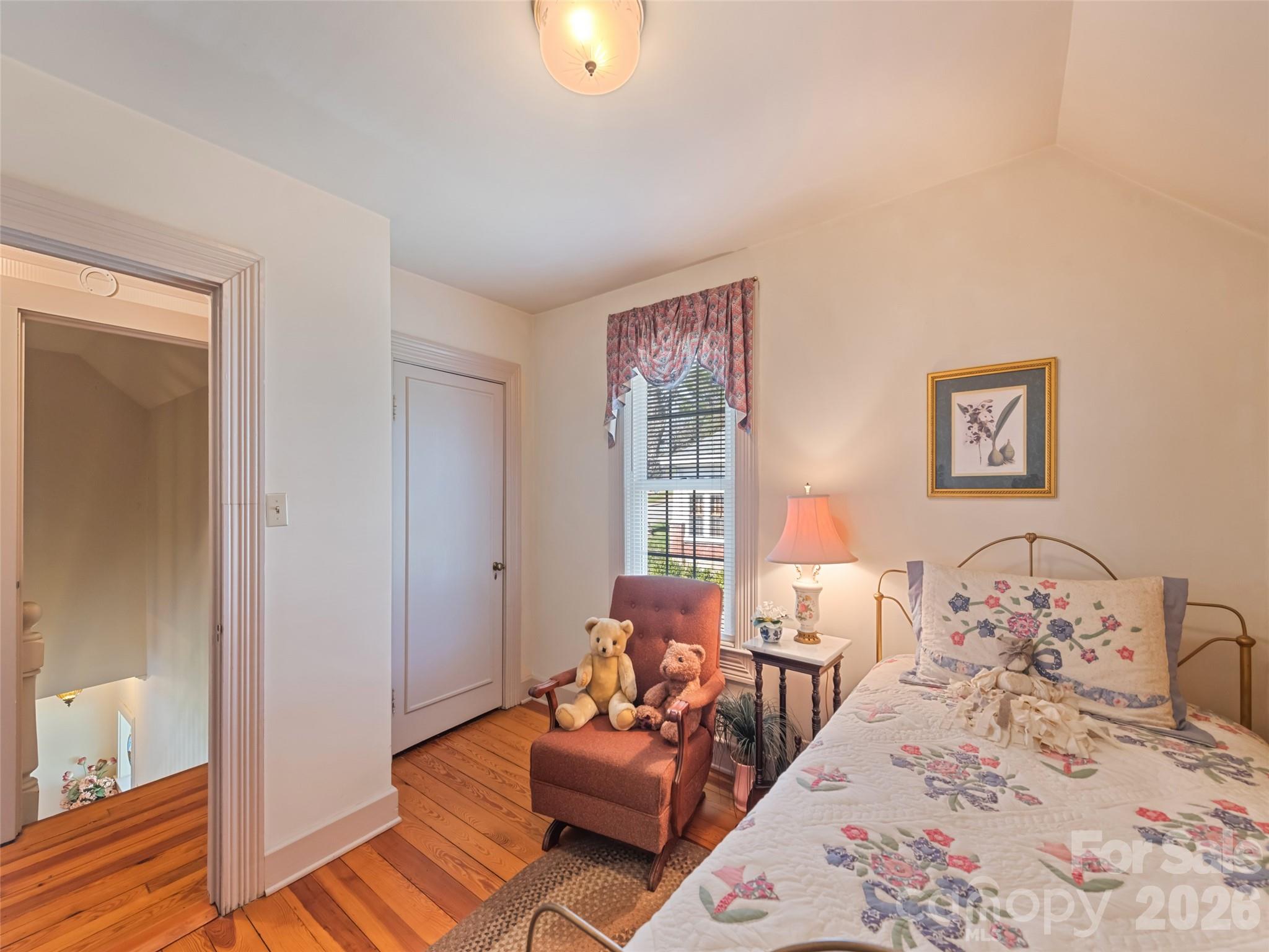 151 Hampton Heights — Canton