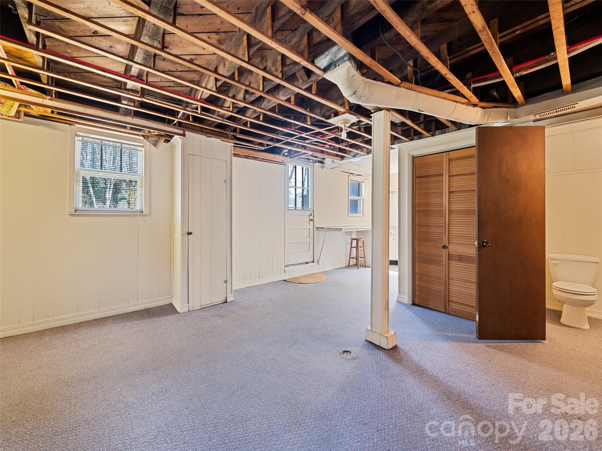 151 Hampton Heights — Canton
