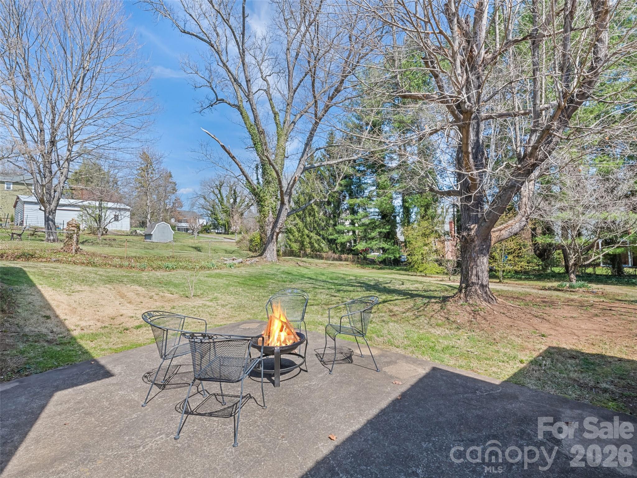 151 Hampton Heights — Canton