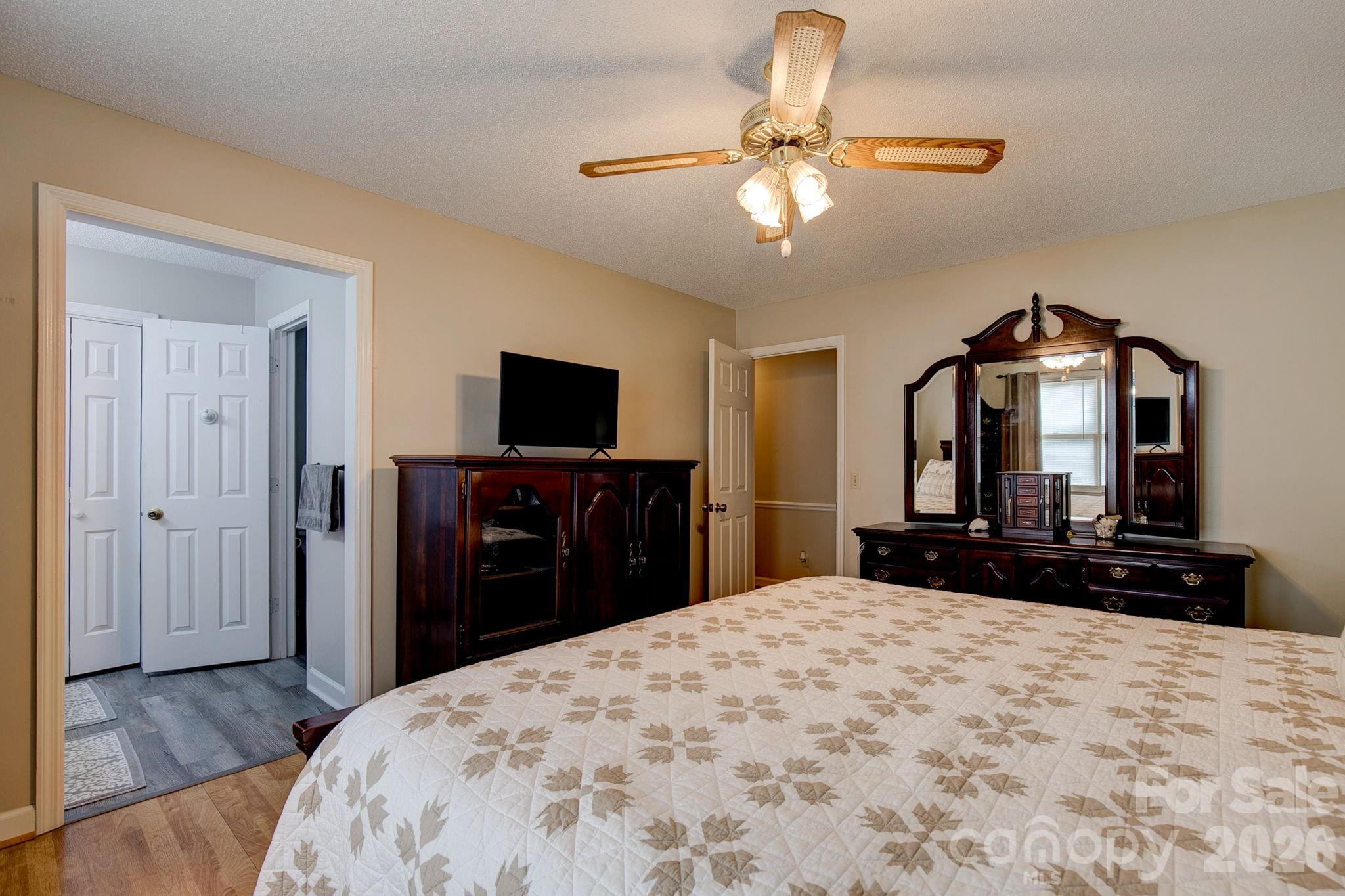 4226 Red Maple Road — Kershaw
