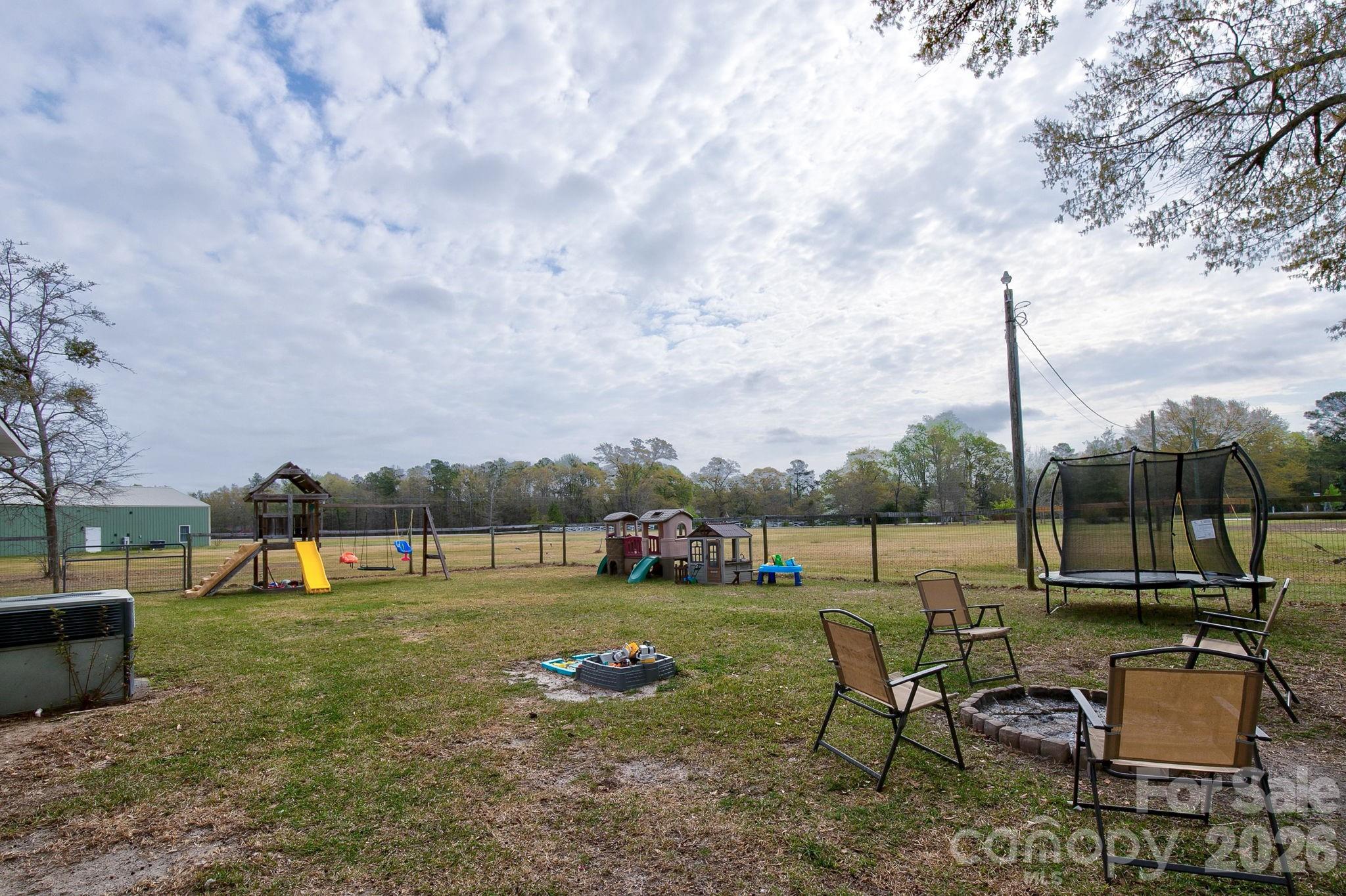 4226 Red Maple Road — Kershaw