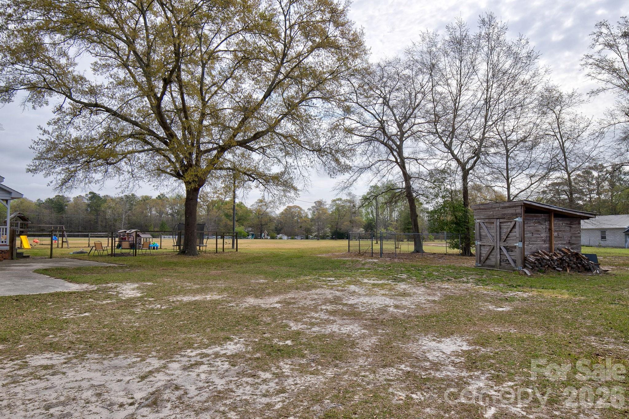 4226 Red Maple Road — Kershaw