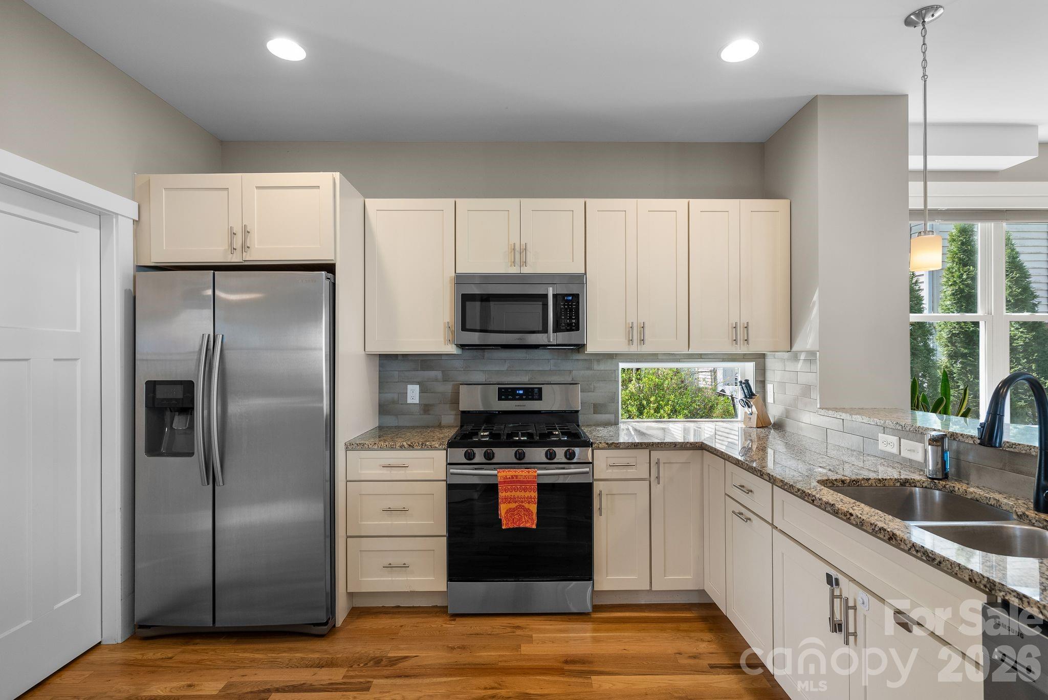 55 Vandalia Avenue — Asheville