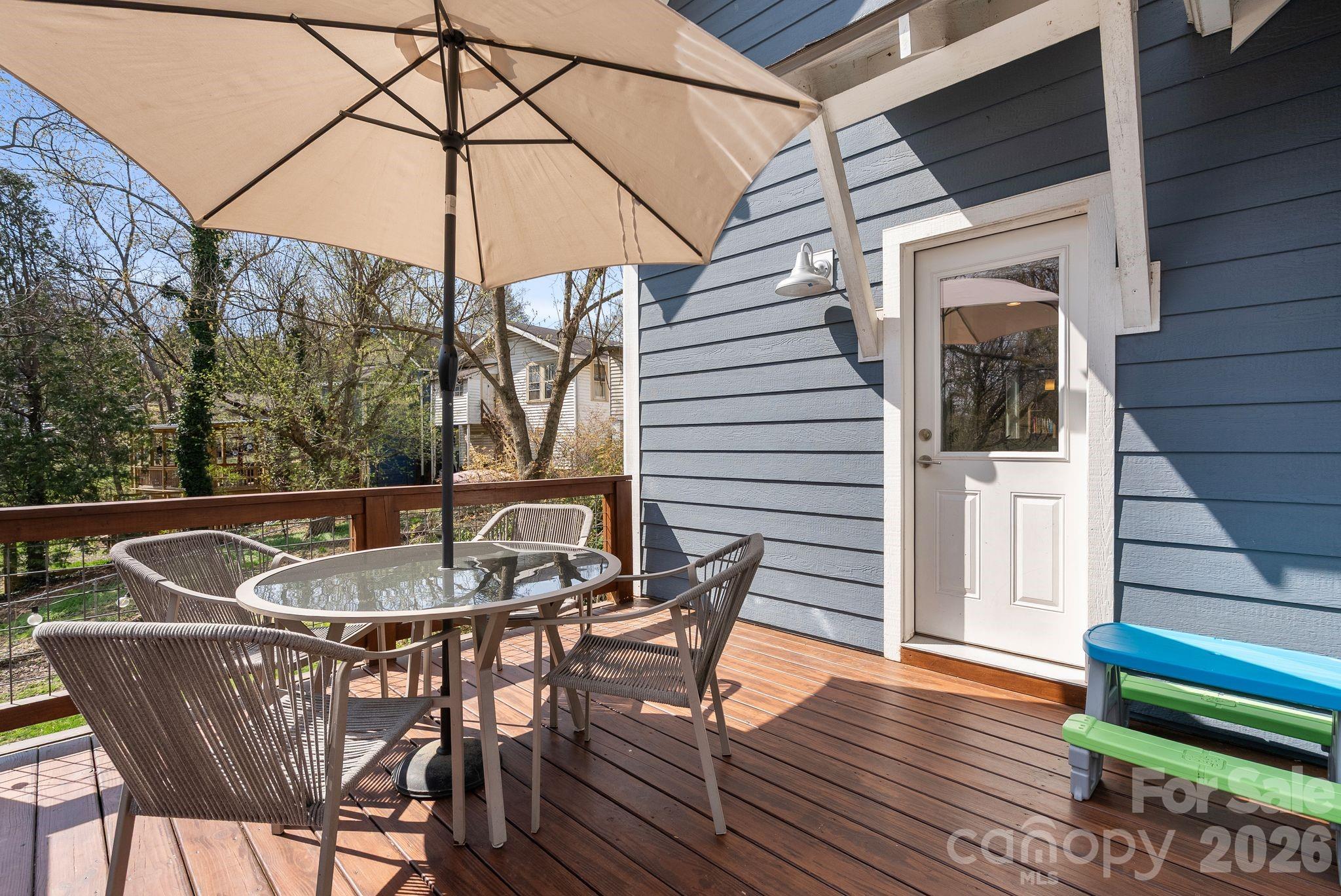55 Vandalia Avenue — Asheville