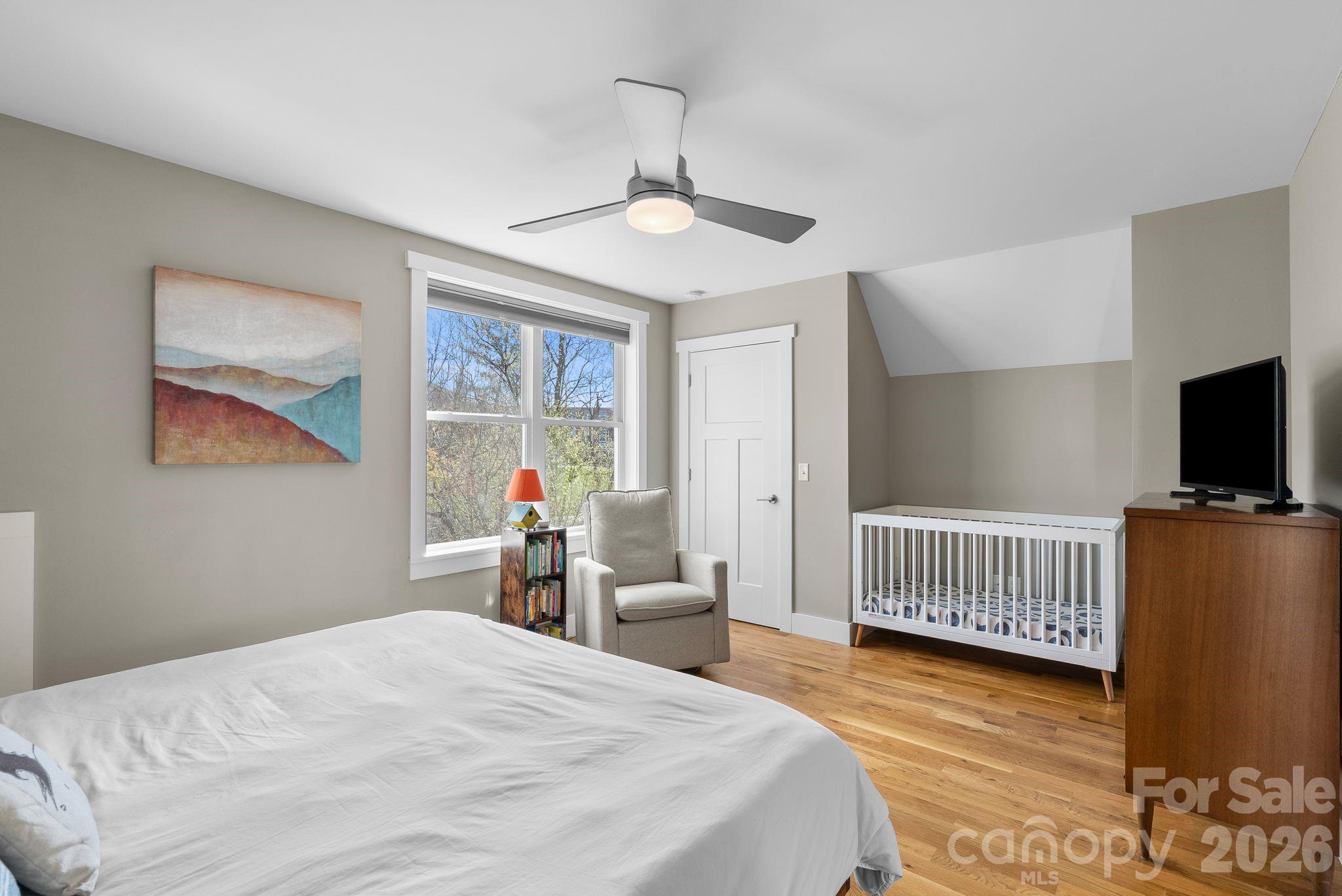 55 Vandalia Avenue — Asheville