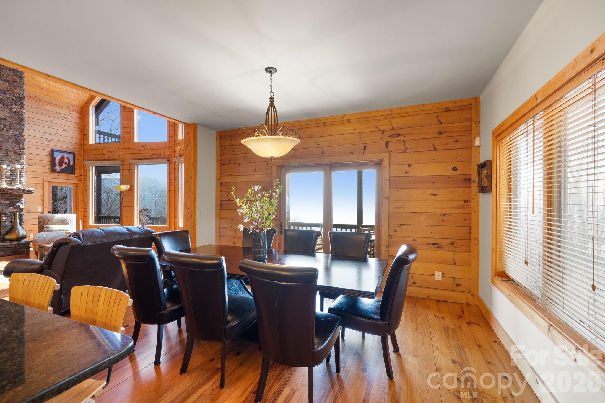 277 Kestrel Court — Sapphire