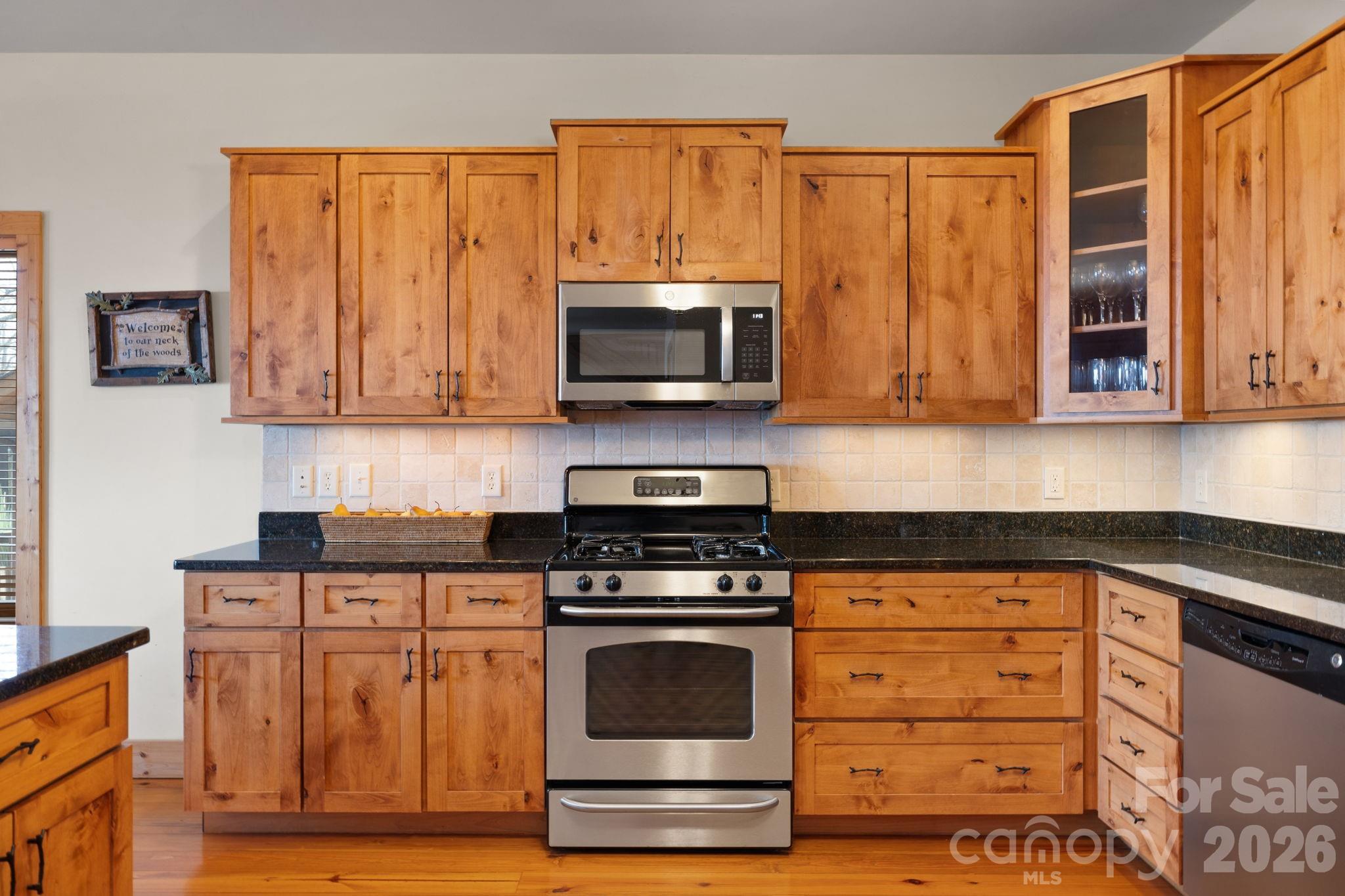 277 Kestrel Court — Sapphire