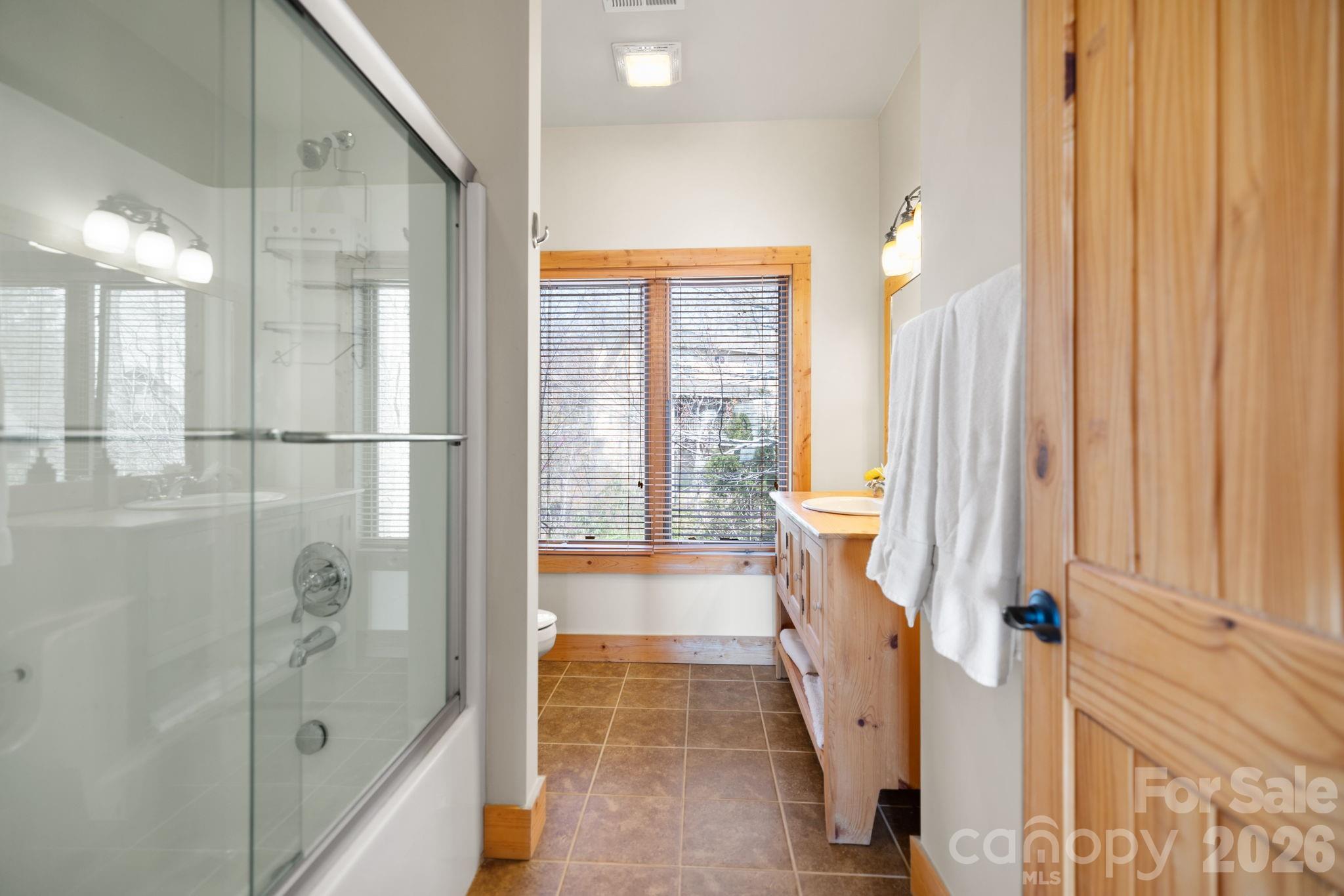 277 Kestrel Court — Sapphire