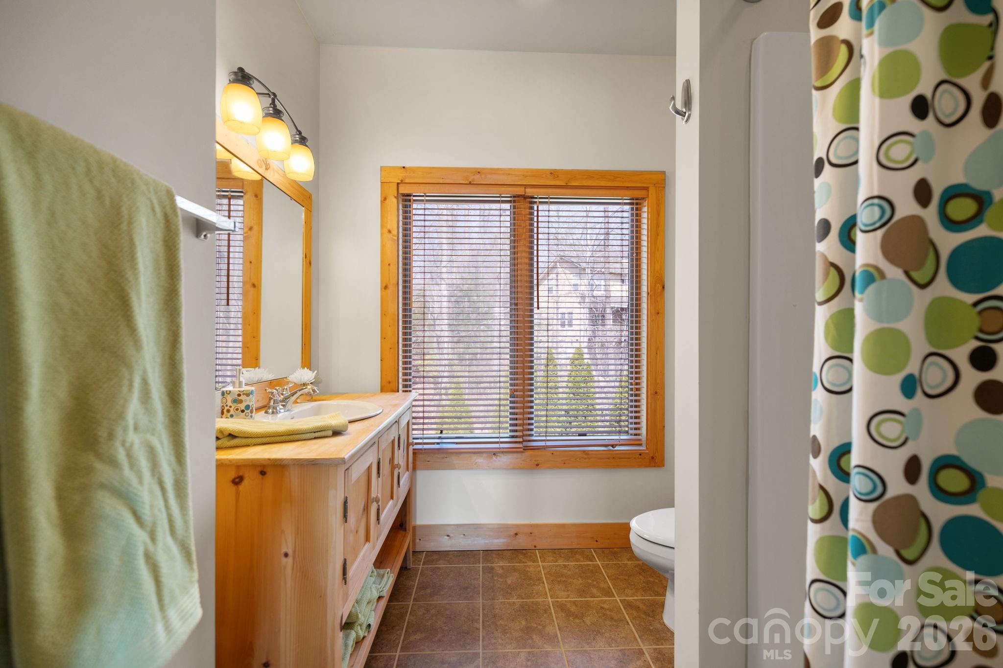 277 Kestrel Court — Sapphire