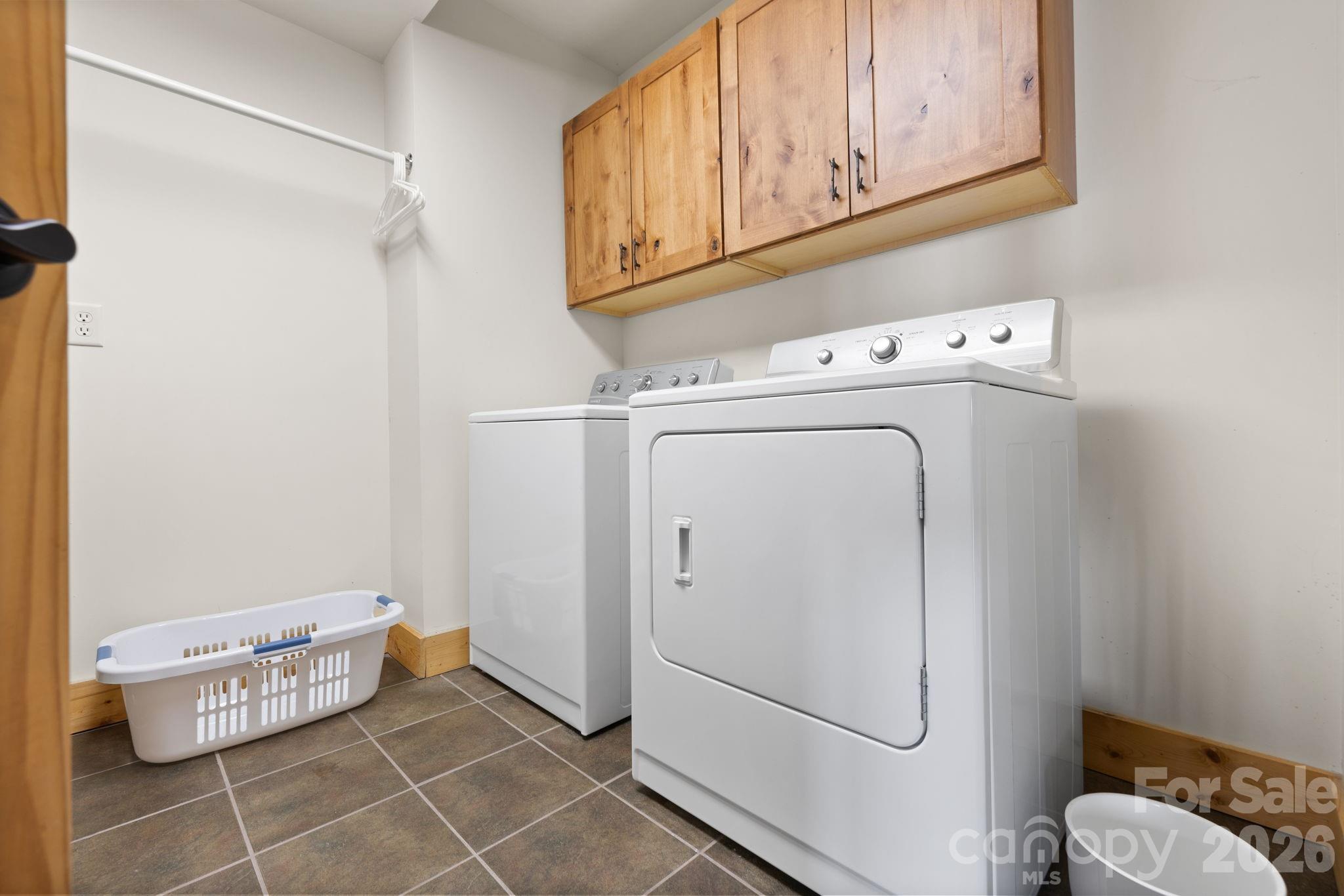 277 Kestrel Court — Sapphire