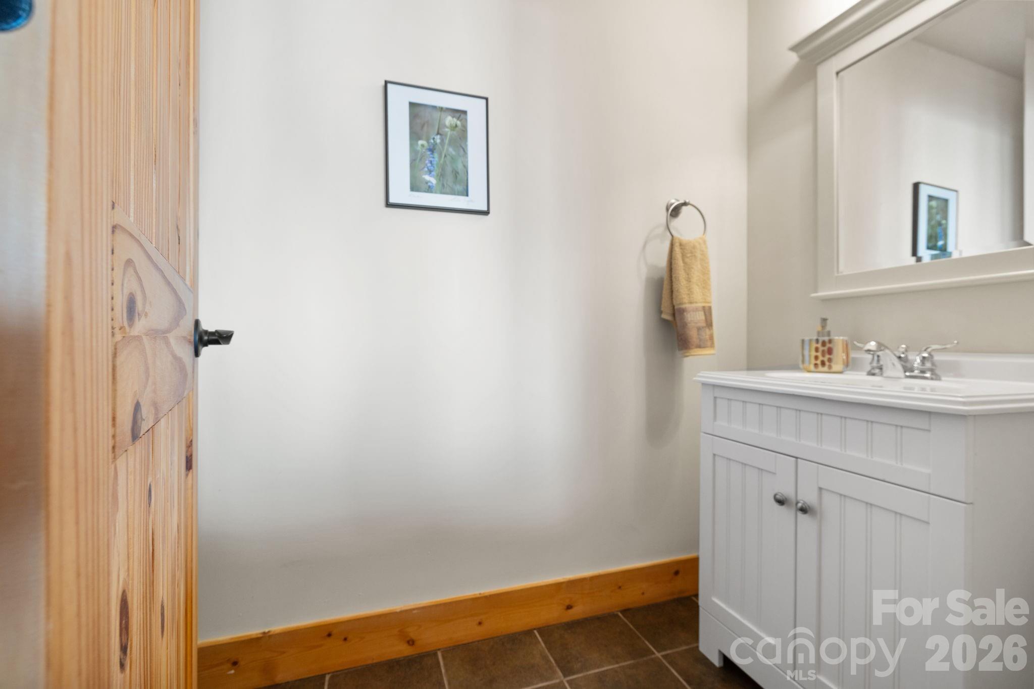 277 Kestrel Court — Sapphire