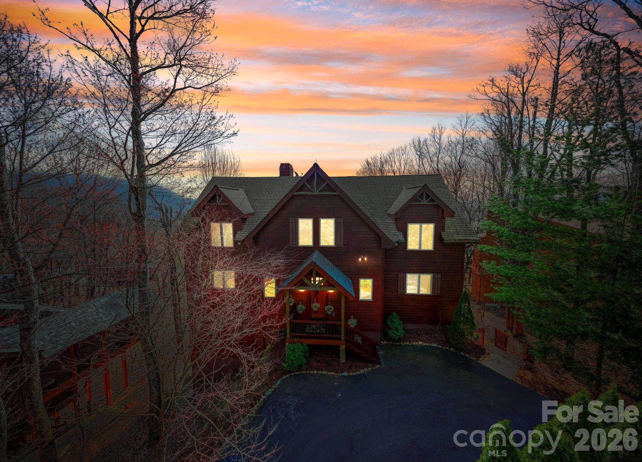 277 Kestrel Court — Sapphire