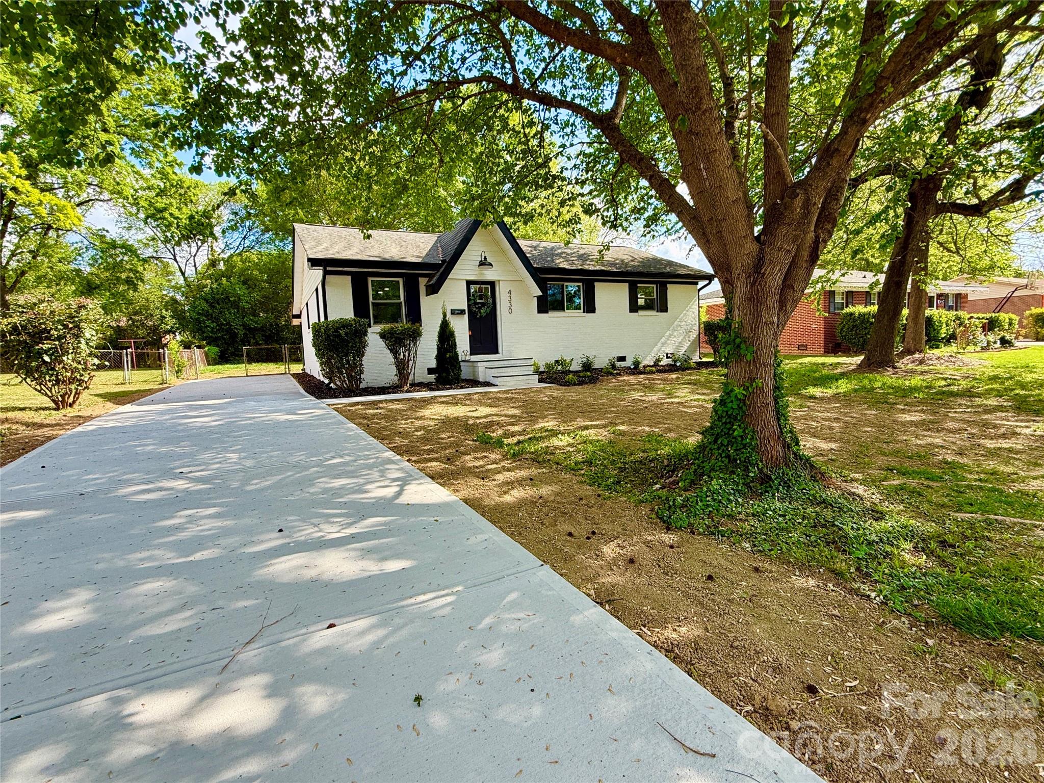 4330 Colebrook Road — Charlotte
