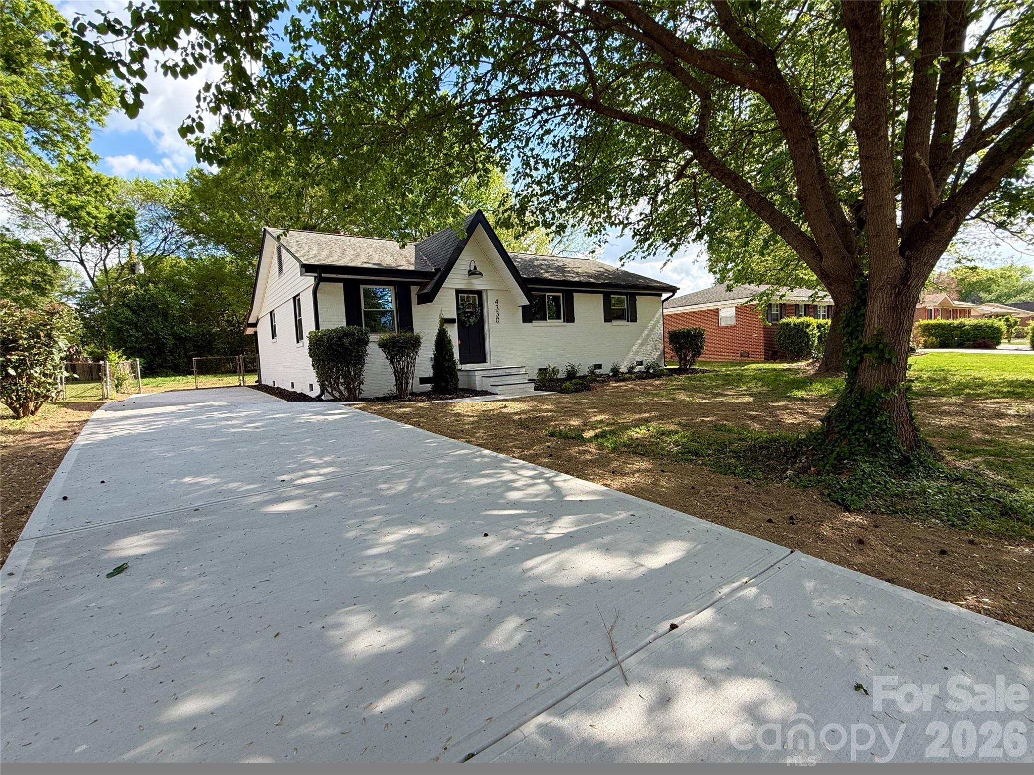 4330 Colebrook Road — Charlotte